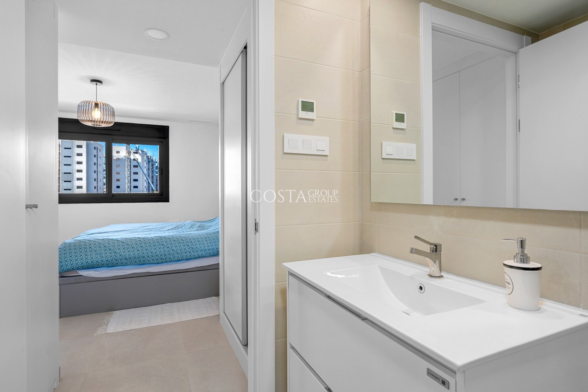 Odsprzedaż - Apartament -
Orihuela Costa - Punta Prima