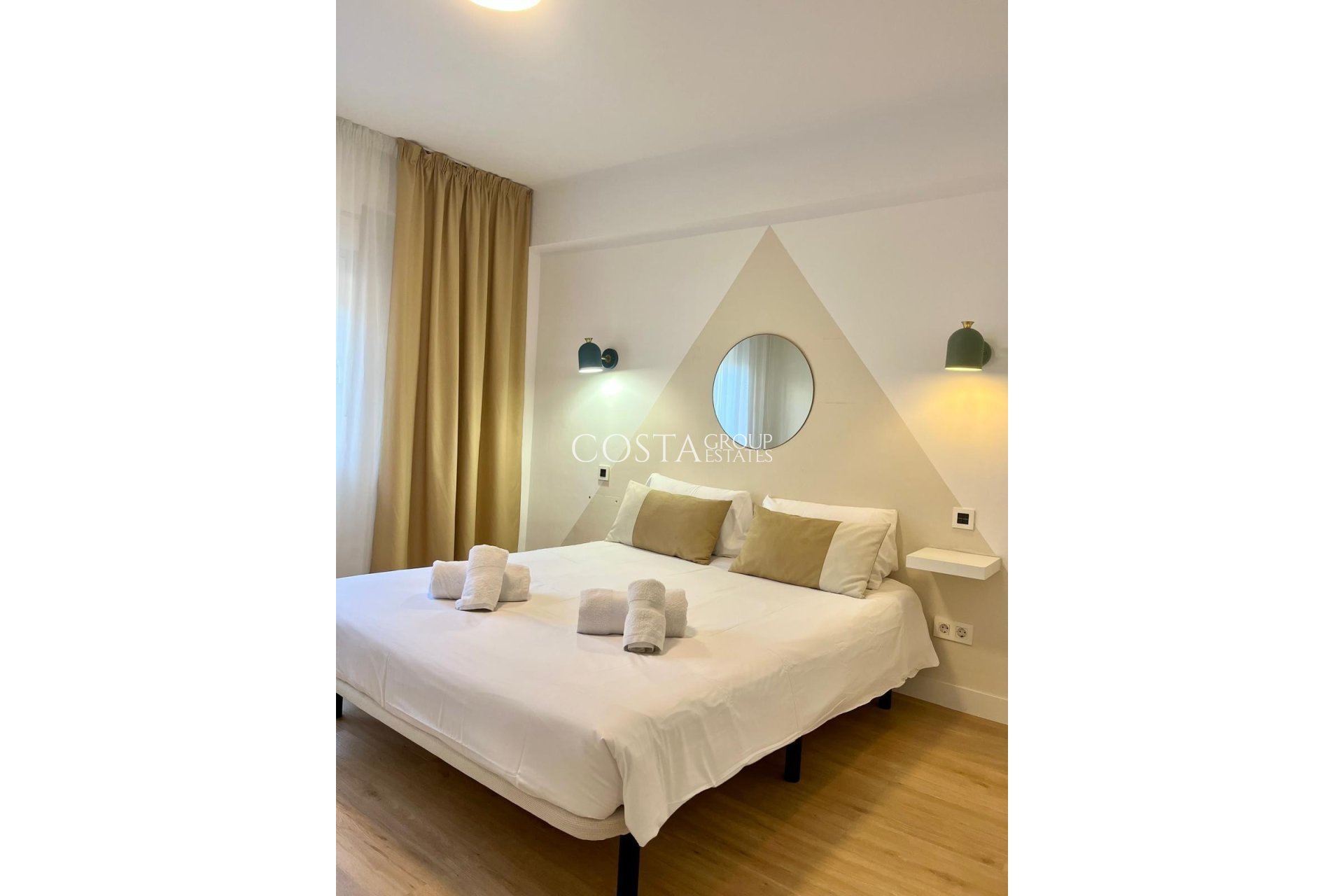 Odsprzedaż - Apartments -
Alicante - Alicante Centro