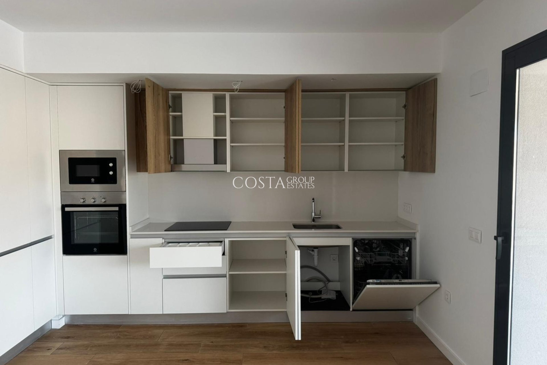 Odsprzedaż - Apartments -
Alicante - Alicante Centro