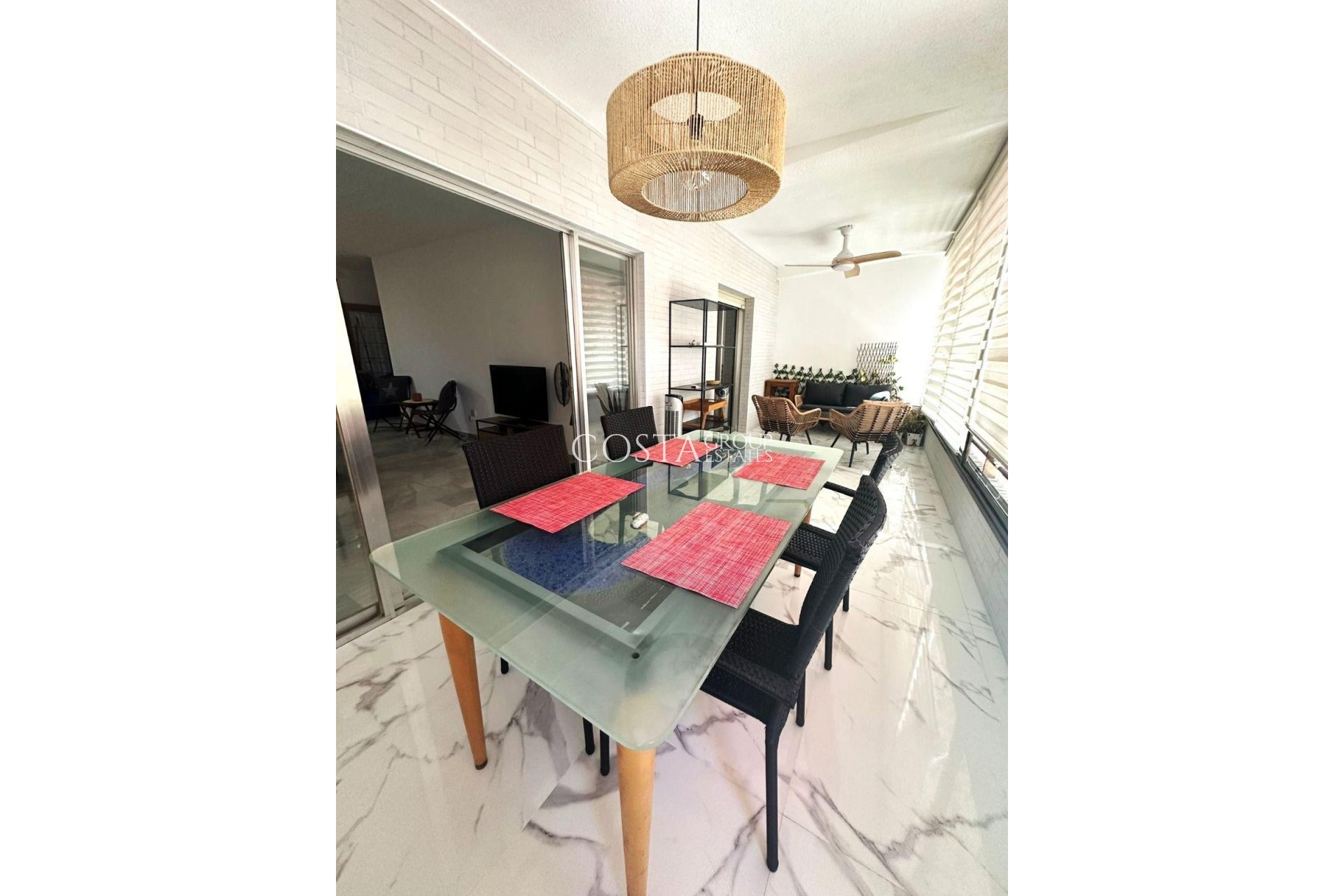 Odsprzedaż - Apartments -
Alicante - Alicante Centro