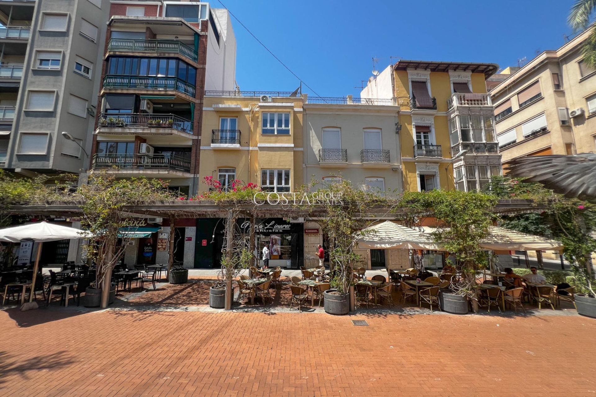 Odsprzedaż - Apartments -
Alicante - Alicante Centro