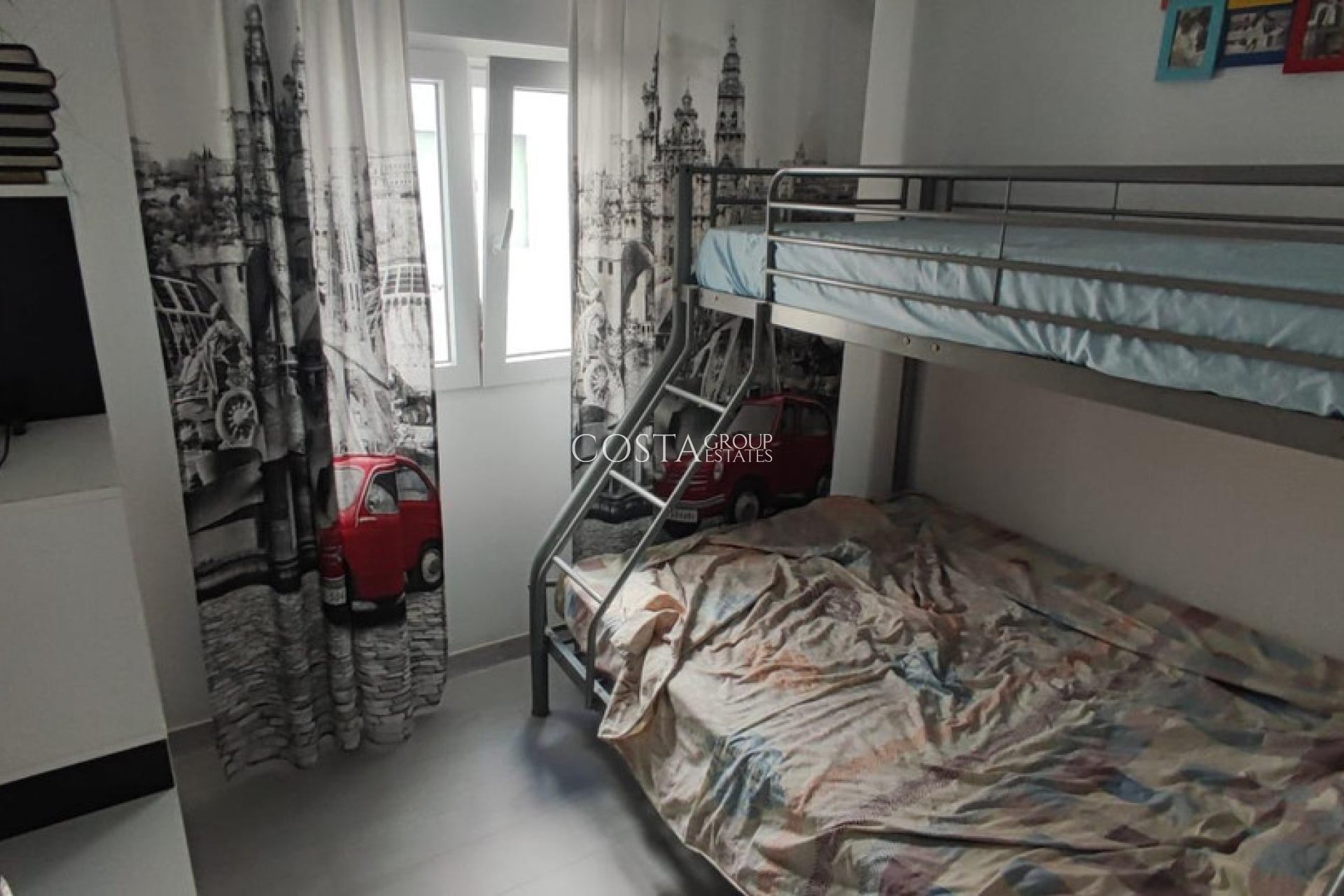 Odsprzedaż - Apartments -
Alicante - Alicante Centro