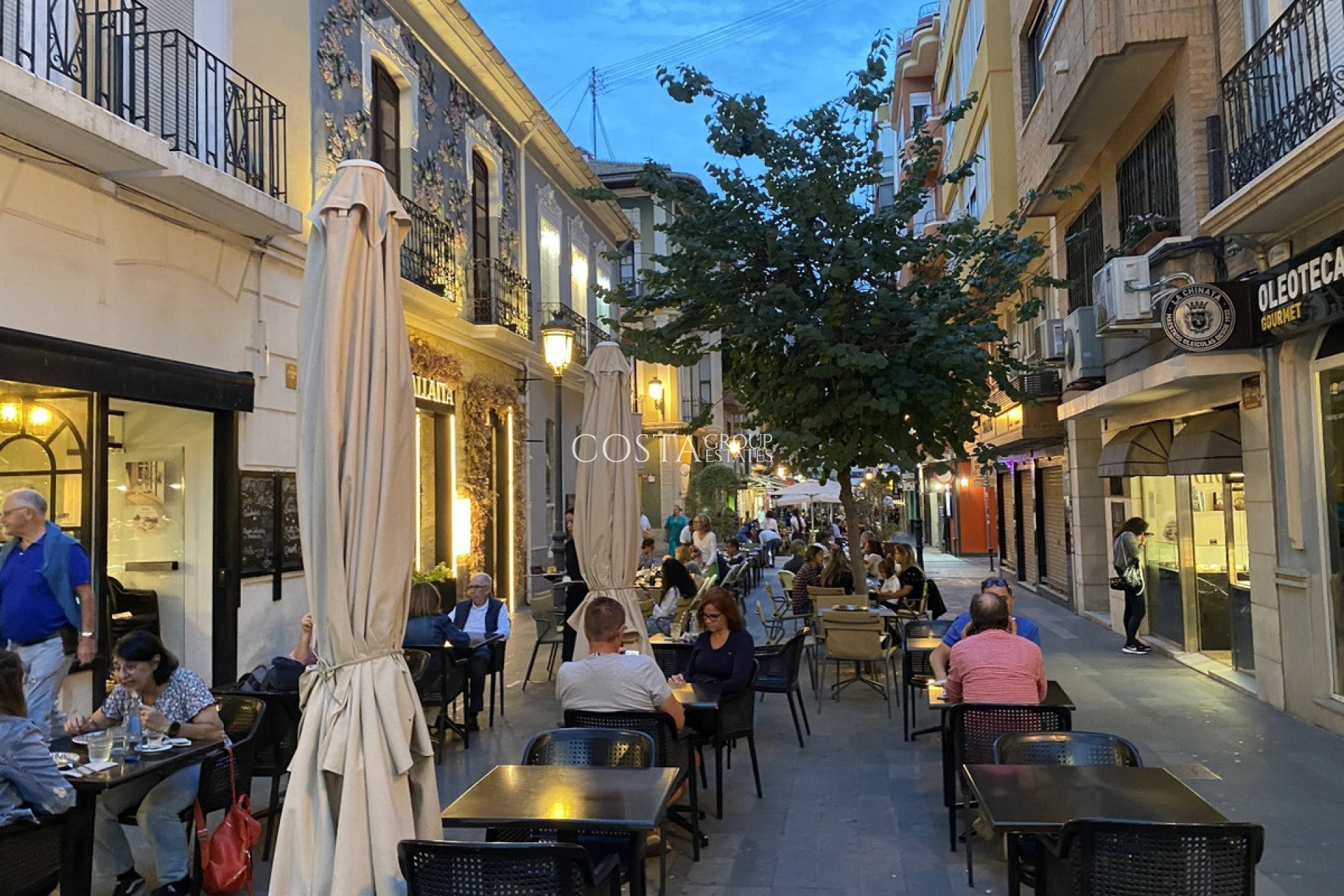 Odsprzedaż - Apartments -
Alicante - Alicante Centro