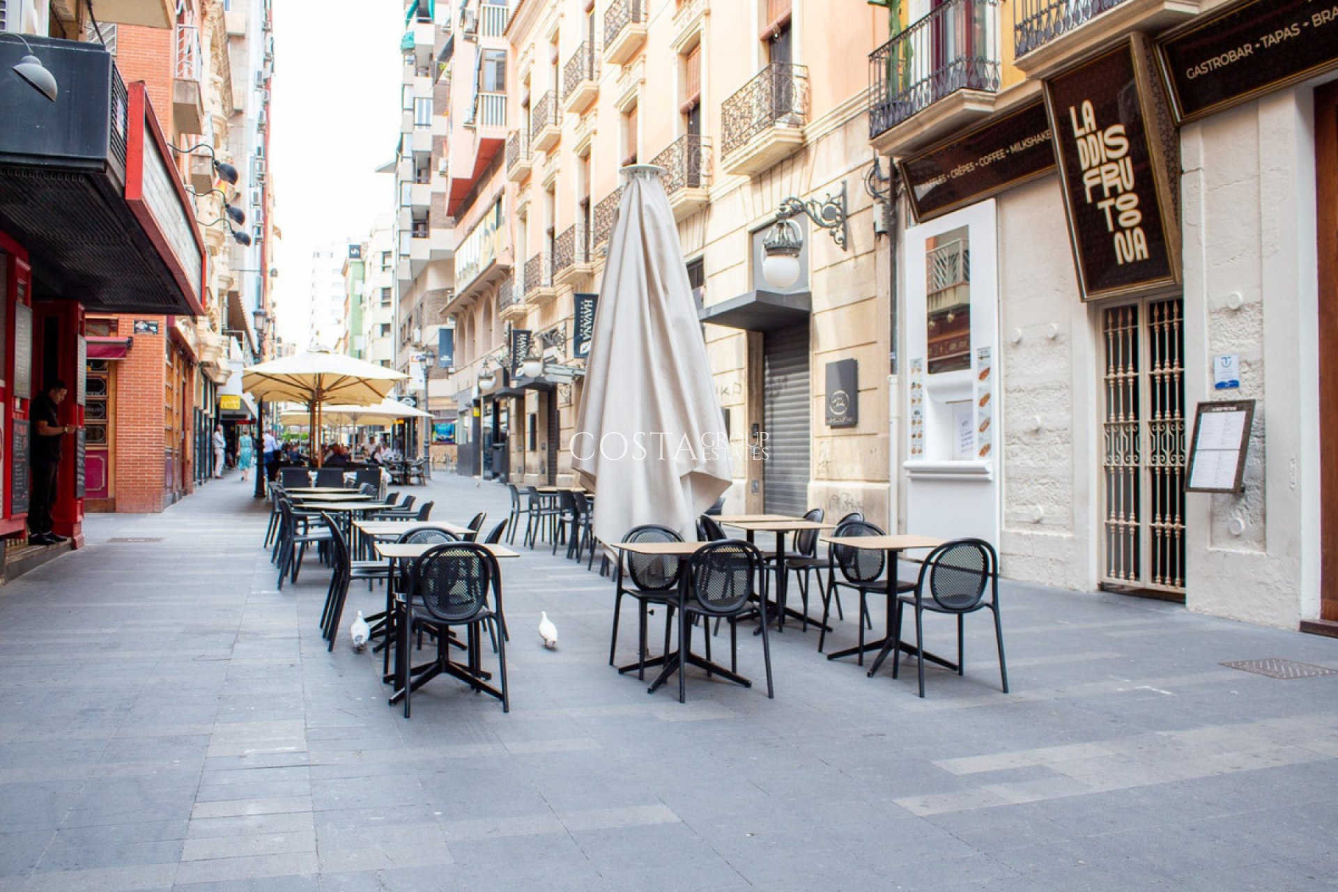 Odsprzedaż - Apartments -
Alicante - Alicante Centro