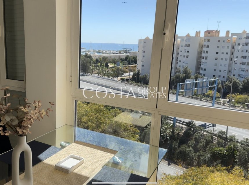 Odsprzedaż - Apartments -
Alicante - Alicante Centro