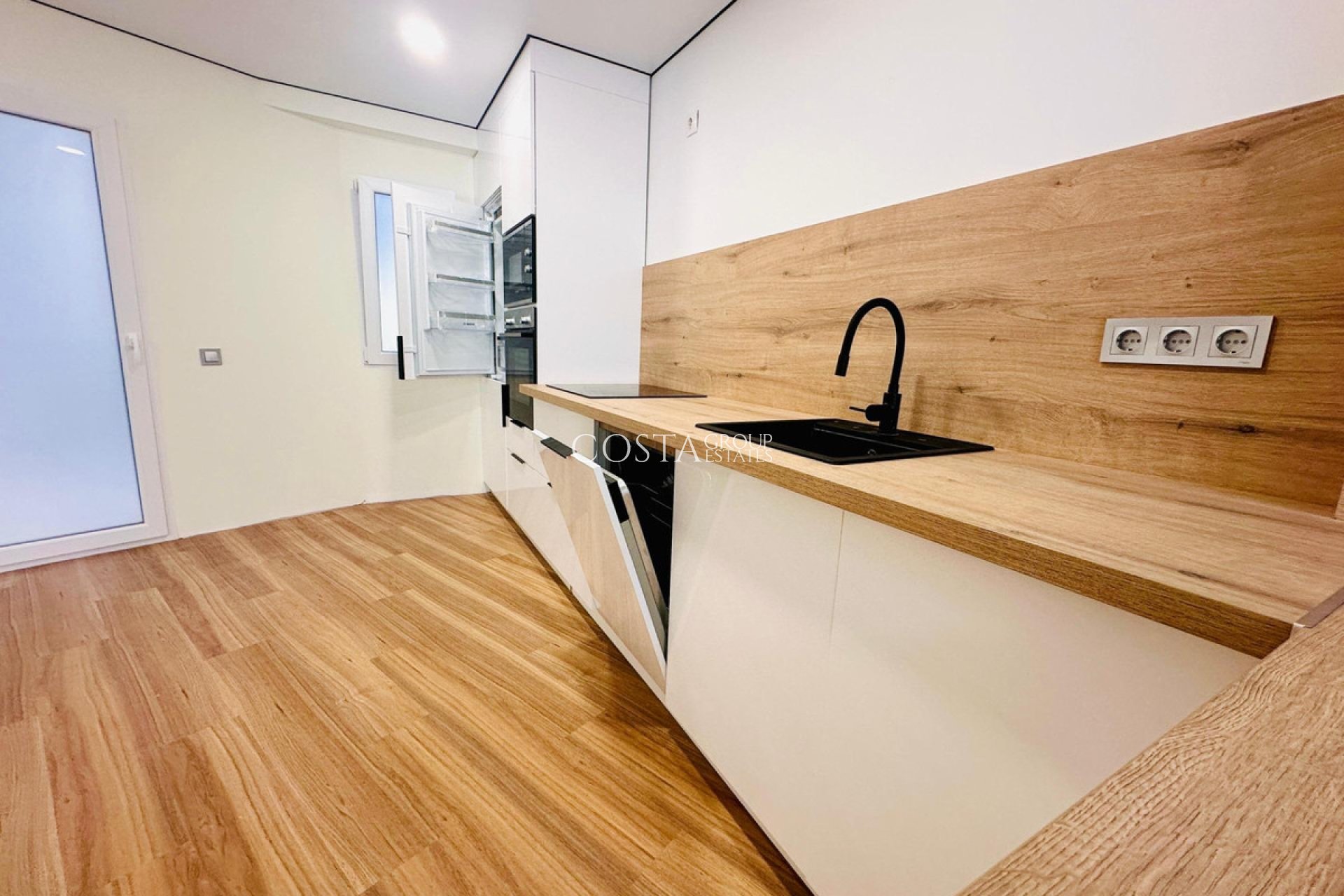 Odsprzedaż - Apartments -
Alicante - Alicante Centro