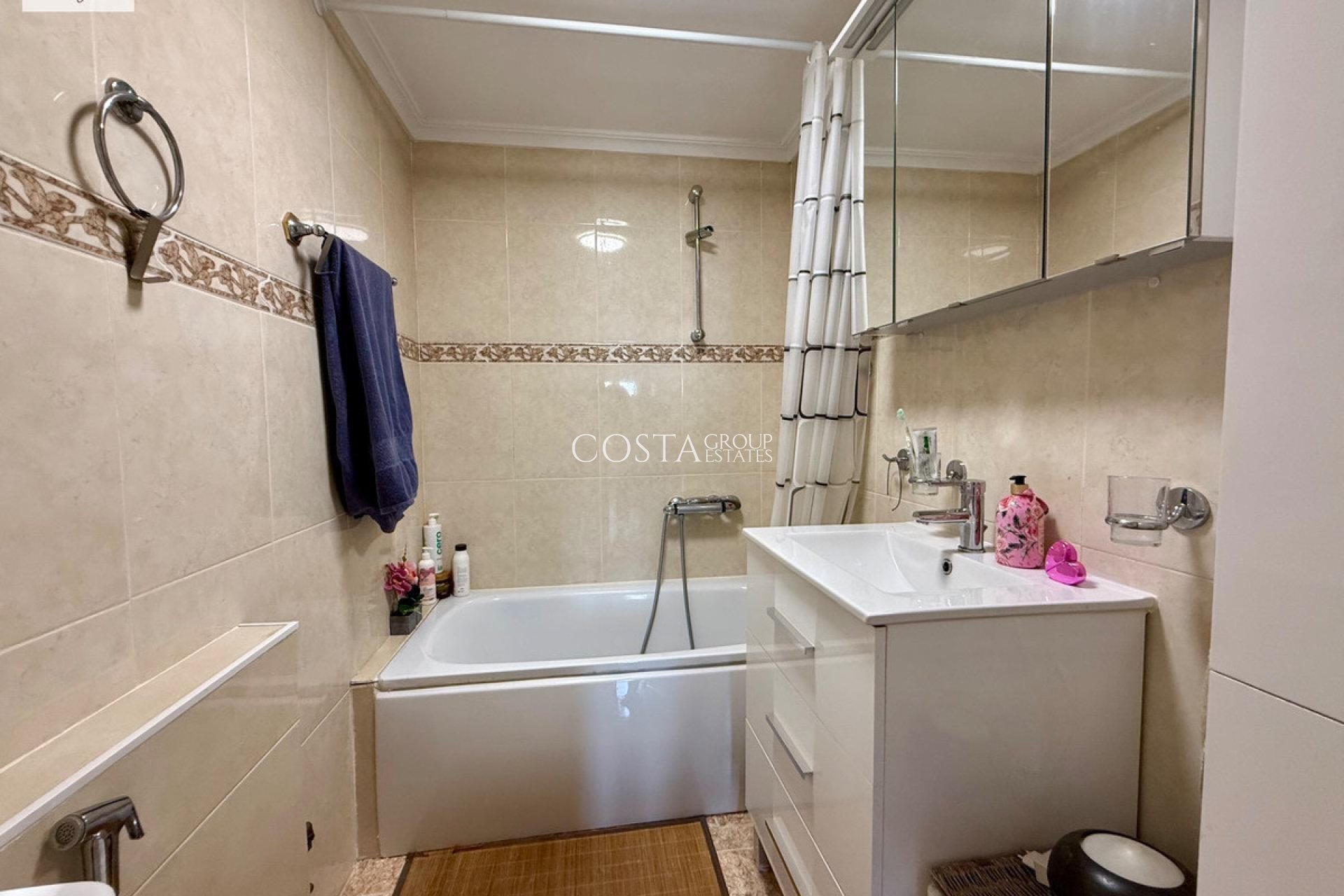 Odsprzedaż - Apartments -
Alicante - Alicante Centro