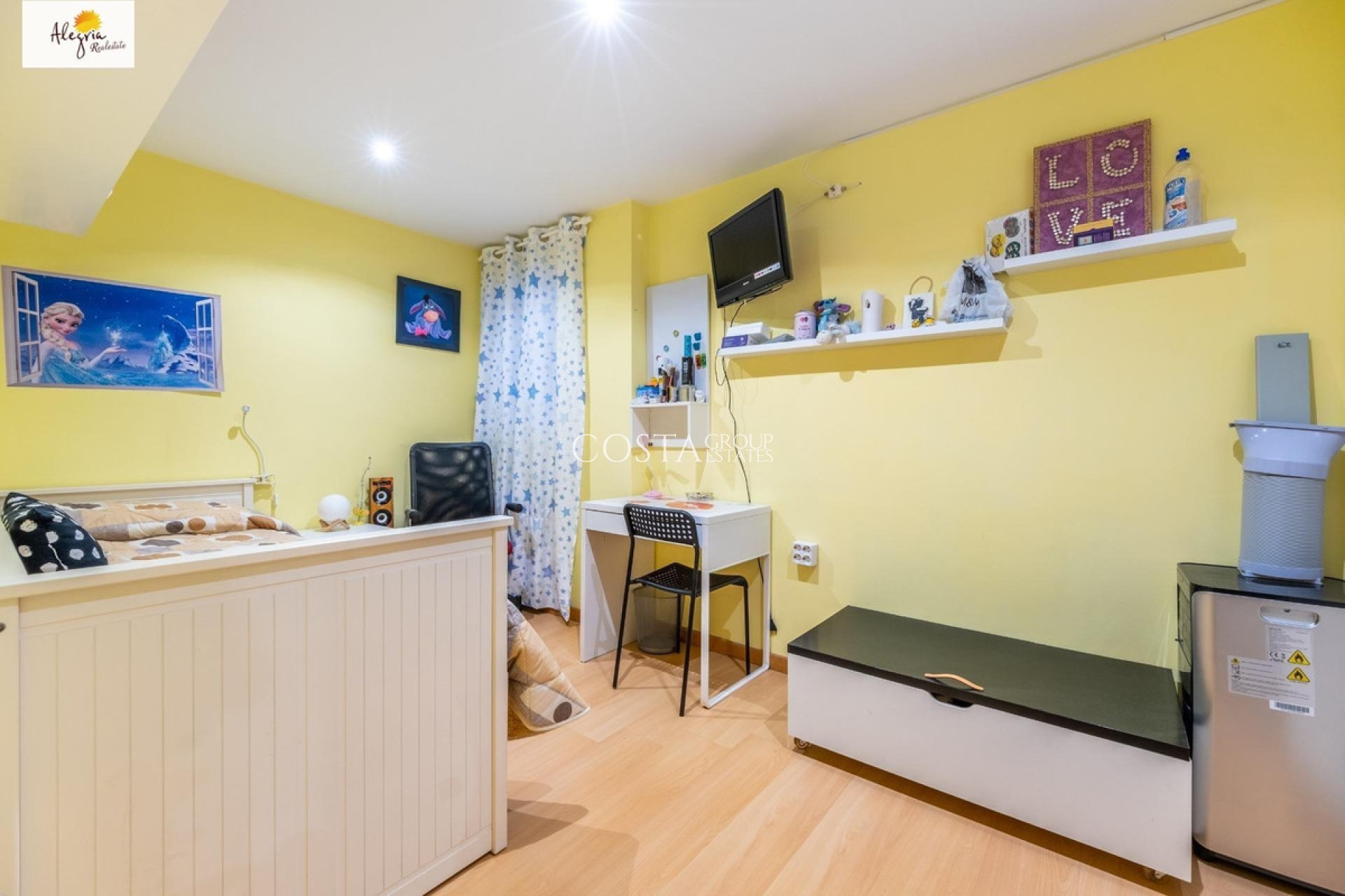 Odsprzedaż - Apartments -
Alicante - Alicante Centro