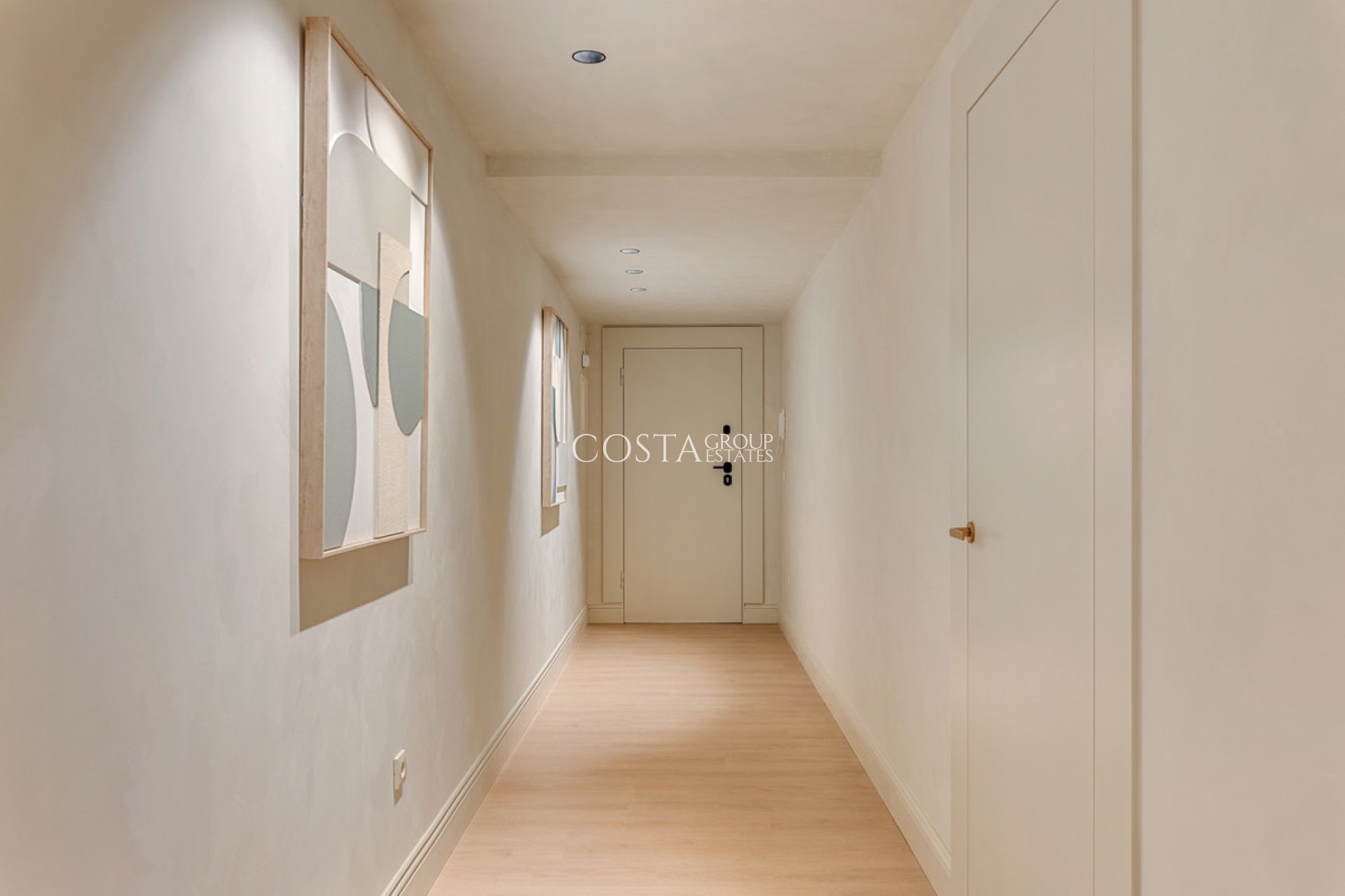 Odsprzedaż - Apartments -
Alicante - Alicante Centro