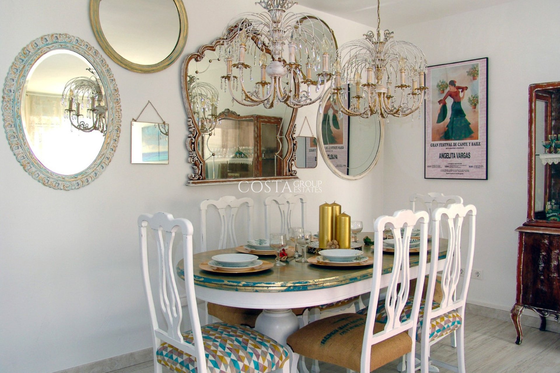 Odsprzedaż - Apartments -
Alicante - Alicante Centro