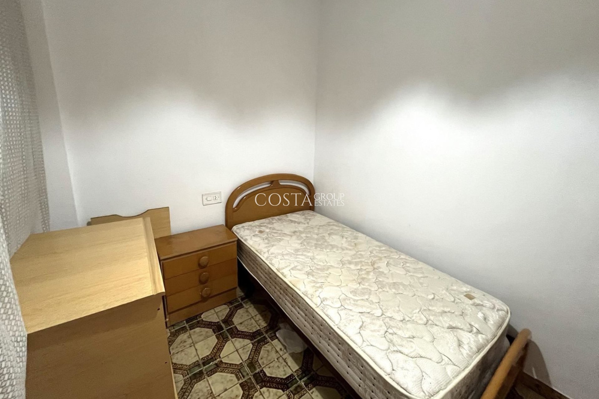 Odsprzedaż - Apartments -
Alicante City - Alicante City Centro