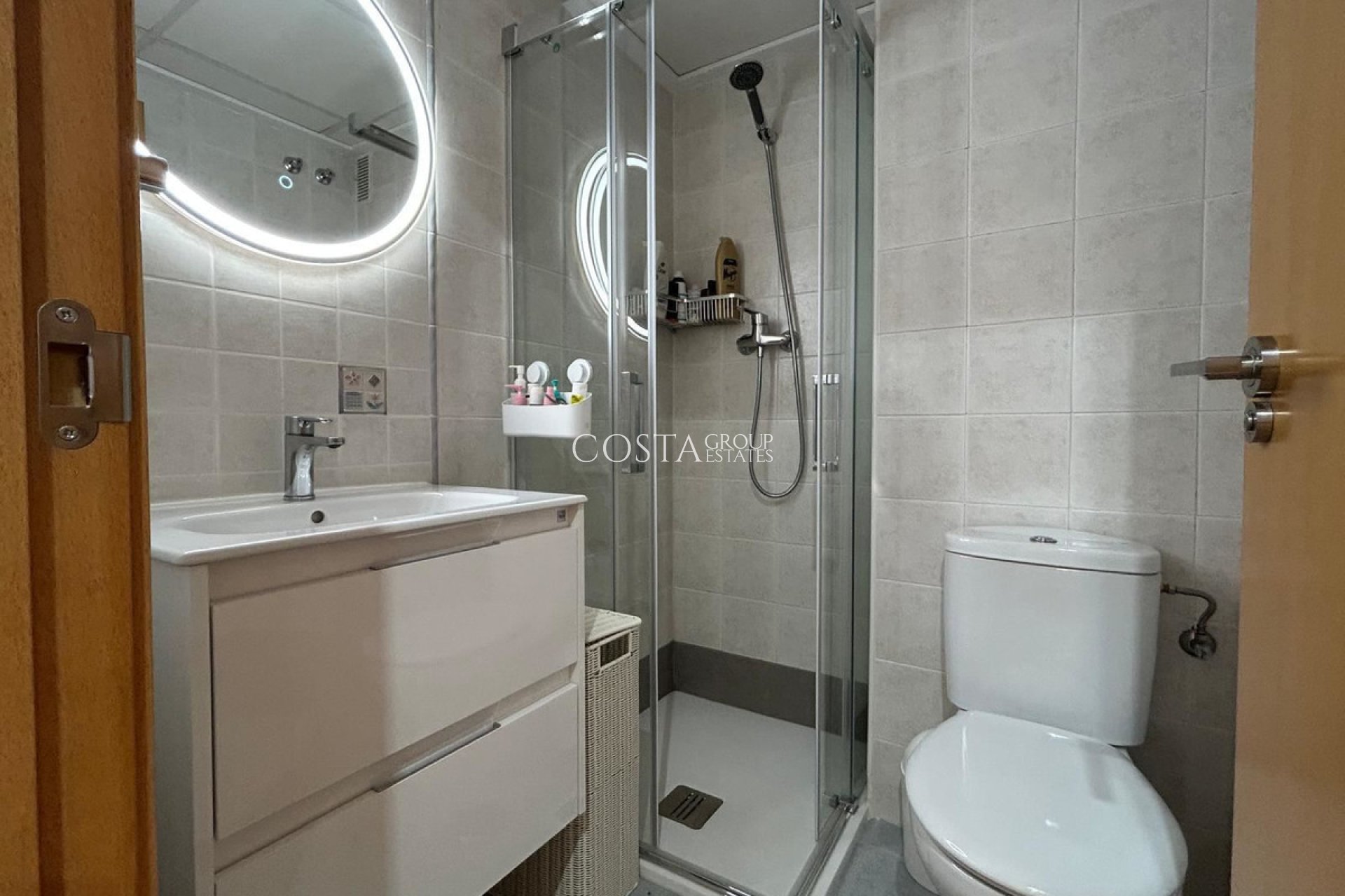 Odsprzedaż - Apartments -
Alicante City - Alicante City Centro