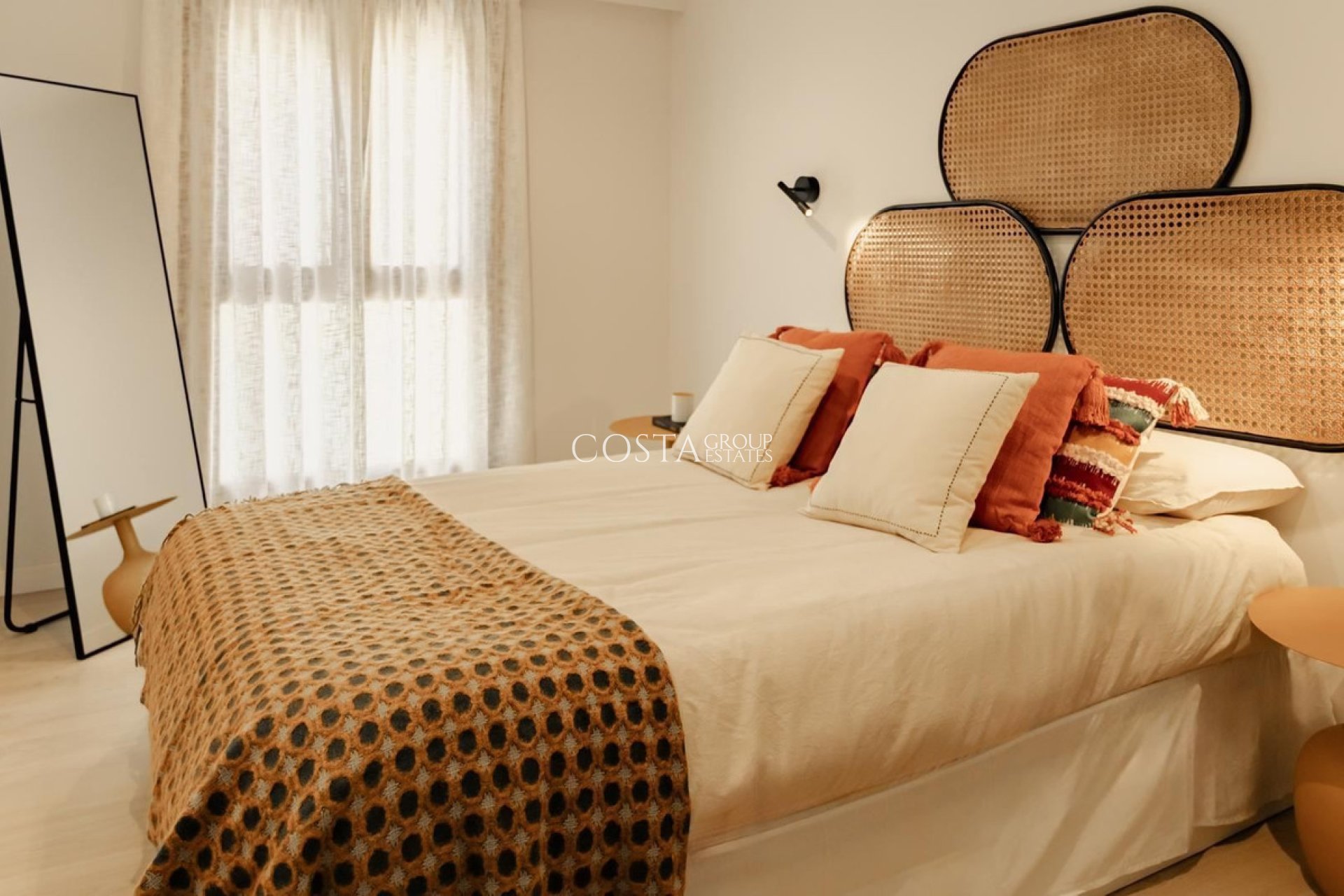 Odsprzedaż - Apartments -
Alicante City - Alicante City Centro