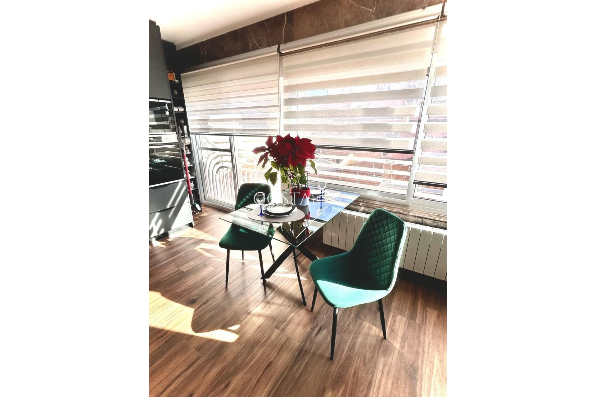 Odsprzedaż - Apartments -
Alicante City - Alicante City Centro