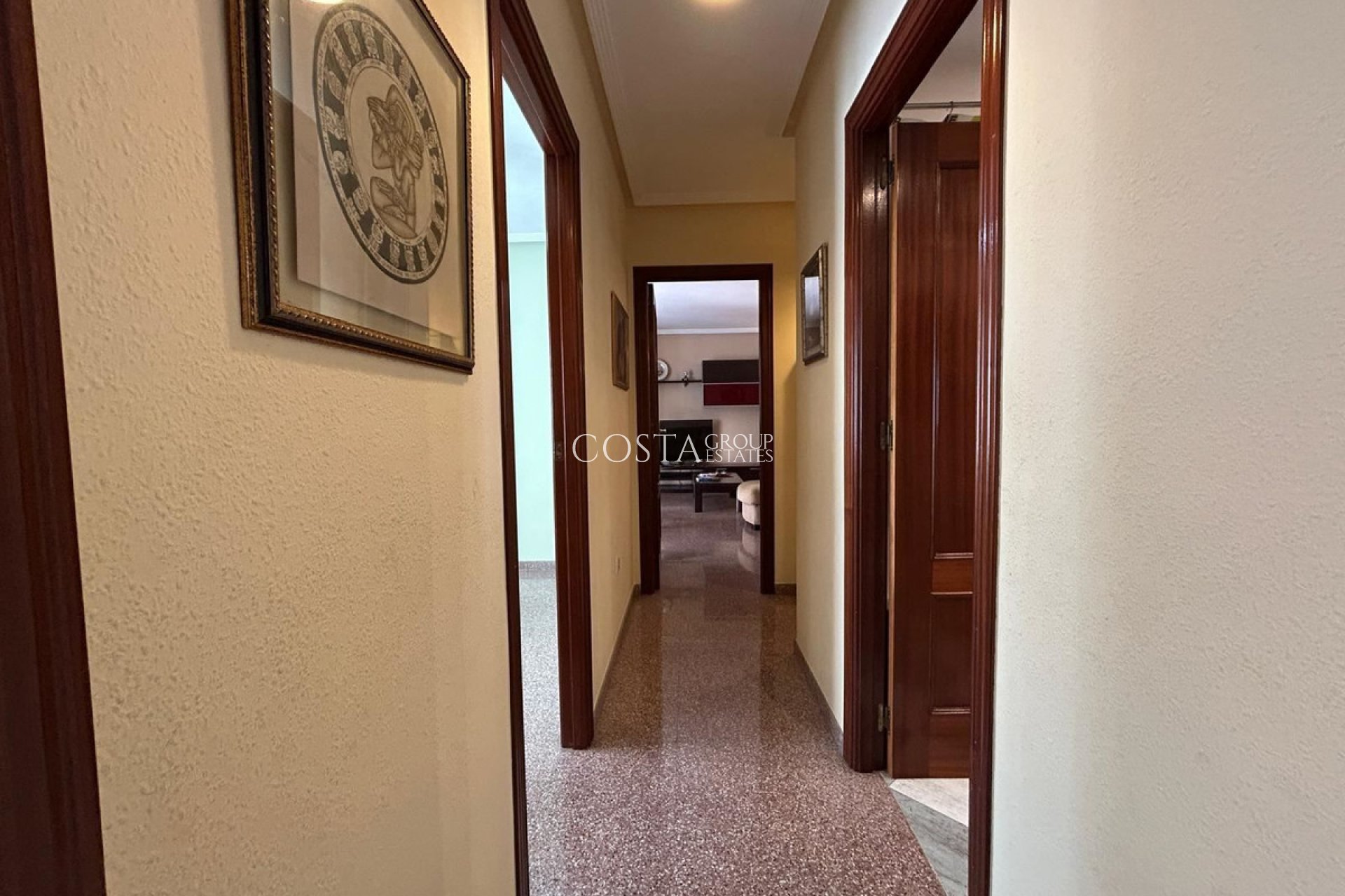 Odsprzedaż - Apartments -
Alicante City - Alicante City Centro