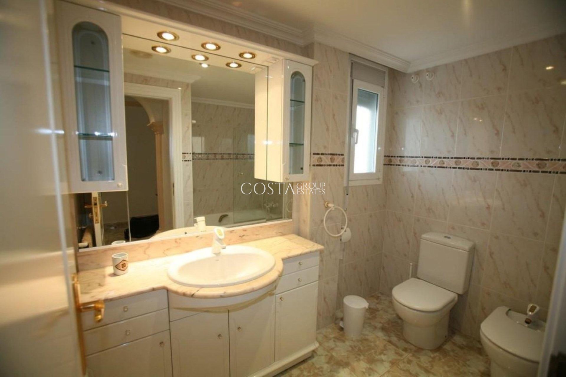 Odsprzedaż - Apartments -
Calpe - Calpe Centro