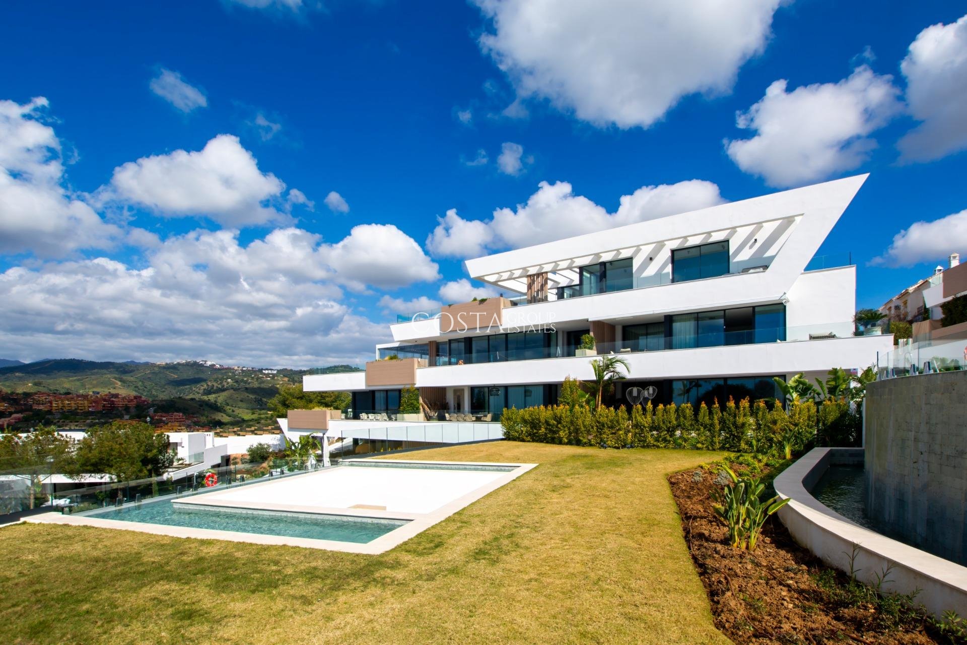 Odsprzedaż - Apartments -
Marbella - Cabopino Golf