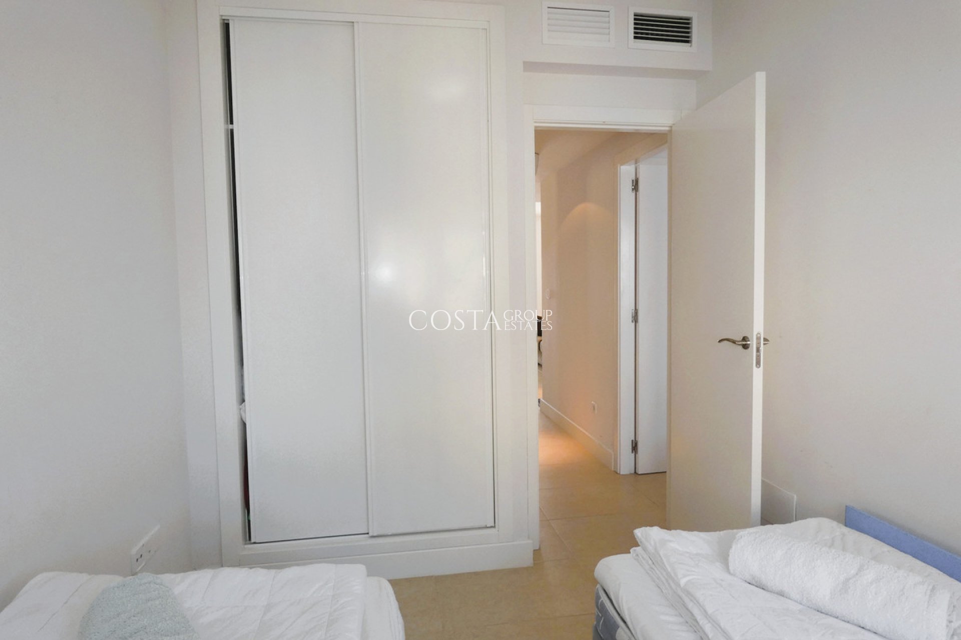 Odsprzedaż - Apartments -
Orihuela Costa - Cabo Roig