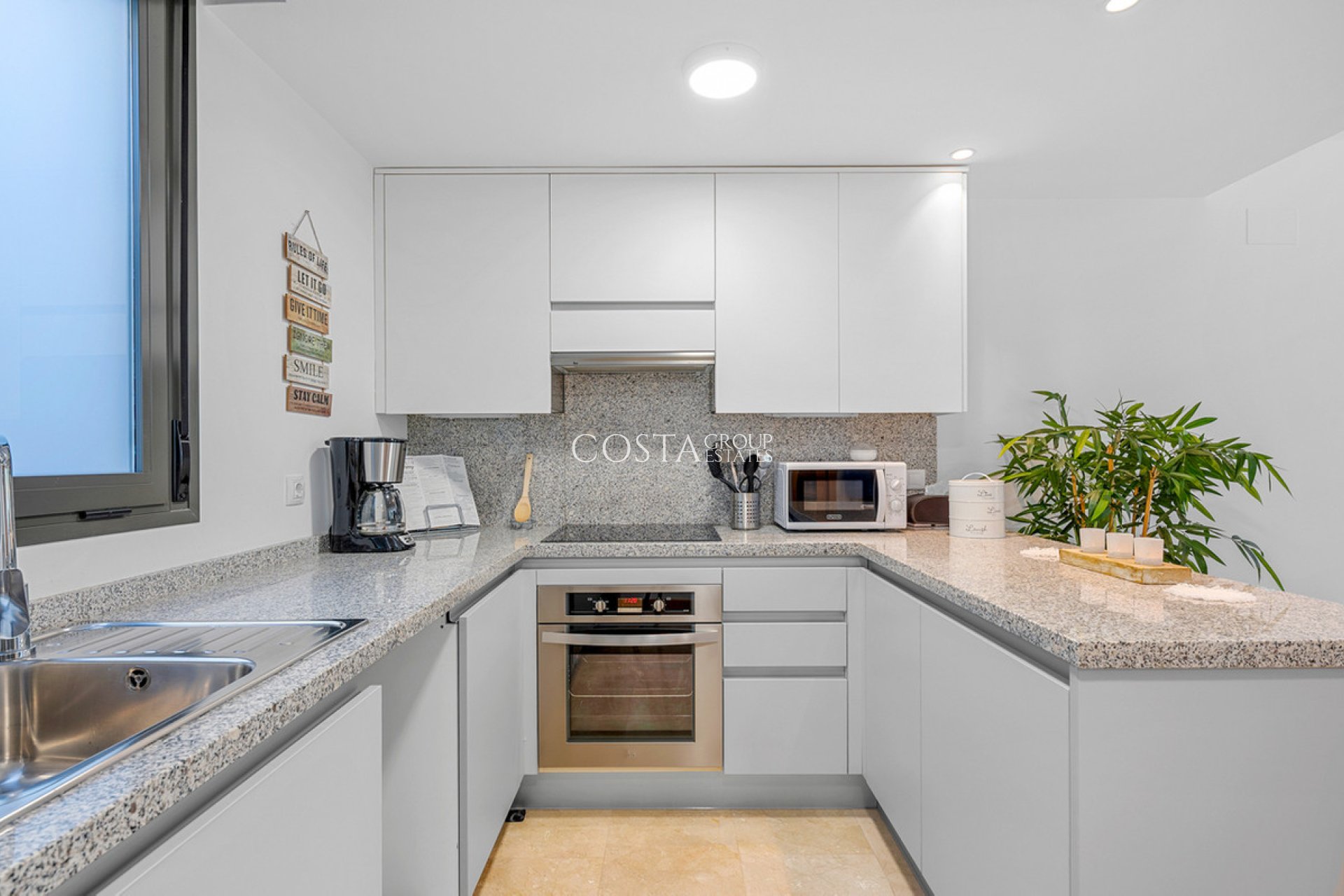 Odsprzedaż - Apartments -
Orihuela Costa - Campoamor