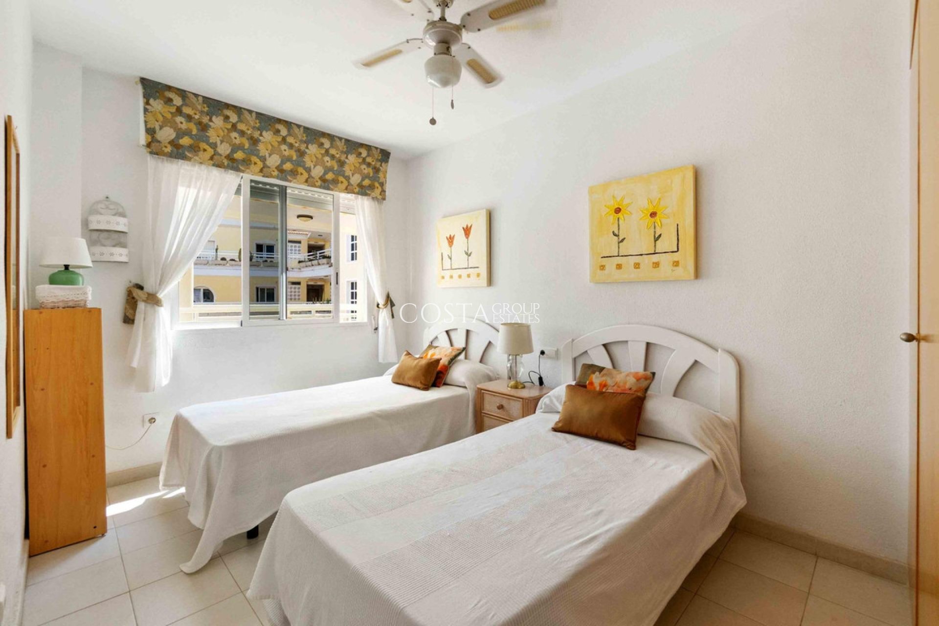 Odsprzedaż - Apartments -
Orihuela Costa - Campoamor