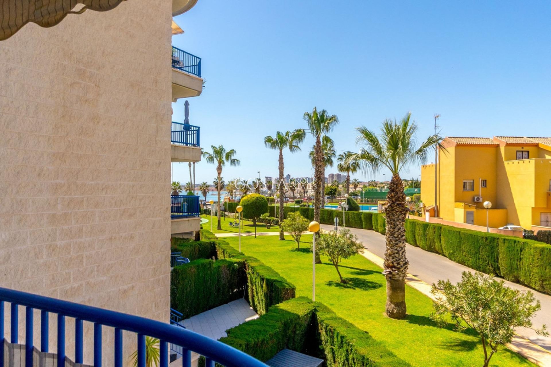 Odsprzedaż - Apartments -
Orihuela Costa - Campoamor