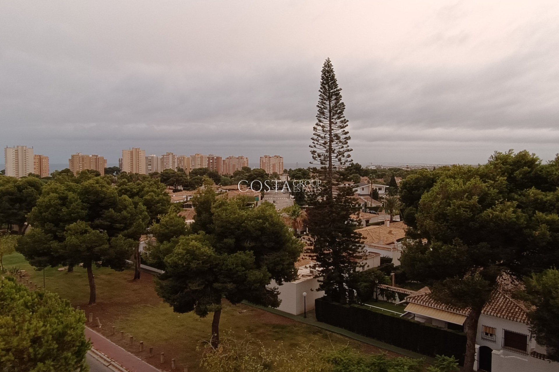 Odsprzedaż - Apartments -
Orihuela Costa - Dehesa de campoamor