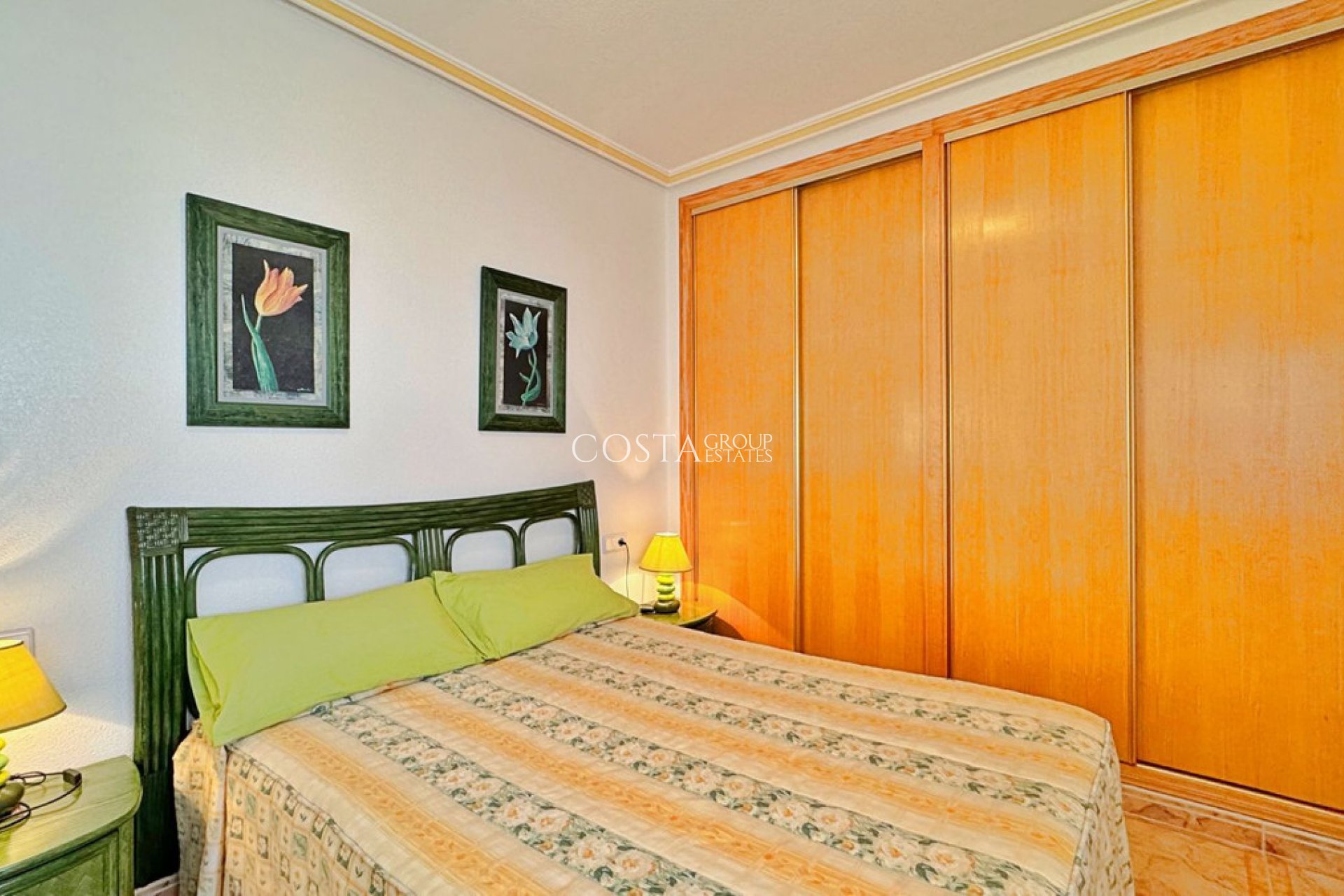 Odsprzedaż - Apartments -
Orihuela Costa - La Zenia