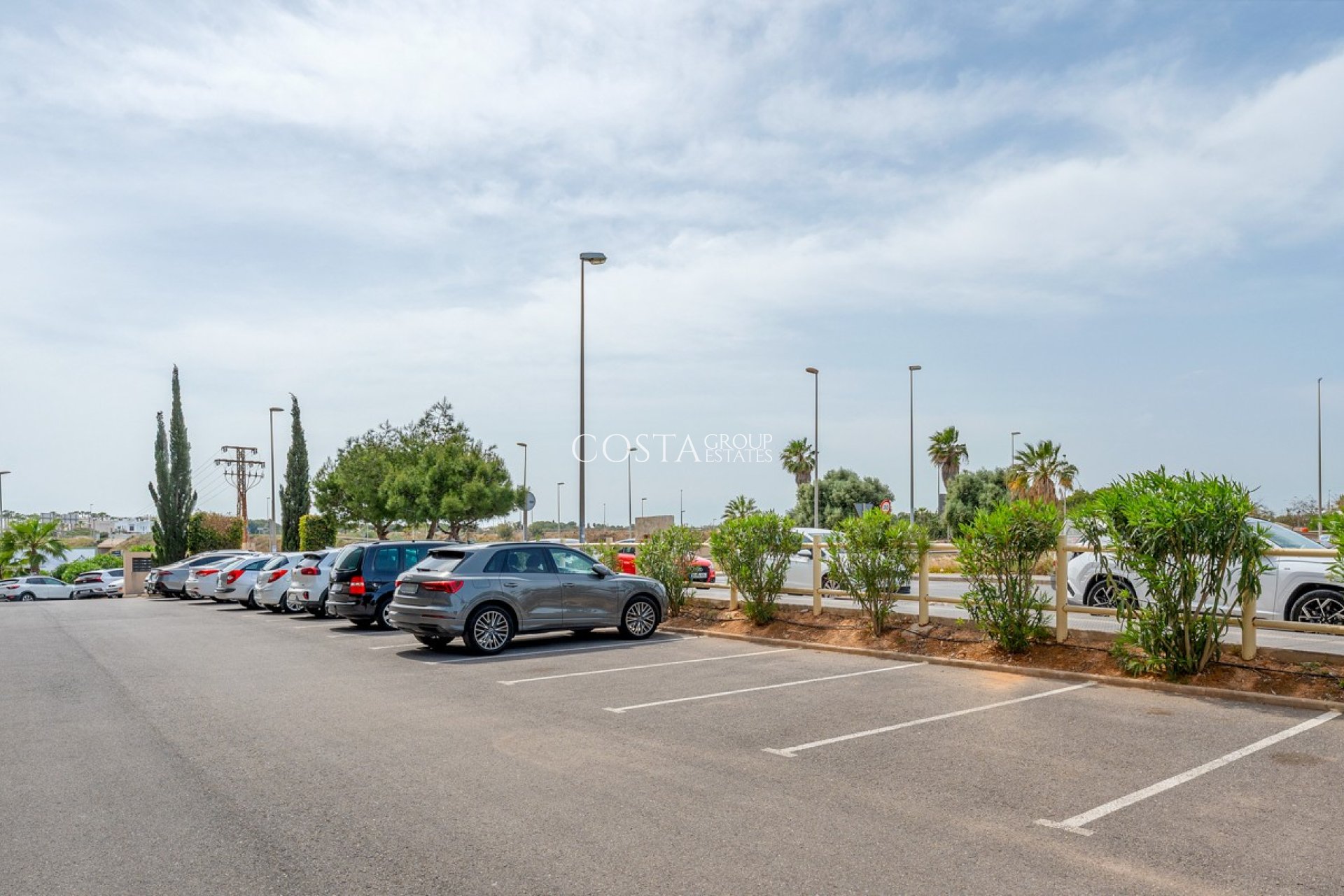 Odsprzedaż - Apartments -
Orihuela Costa - La Zenia