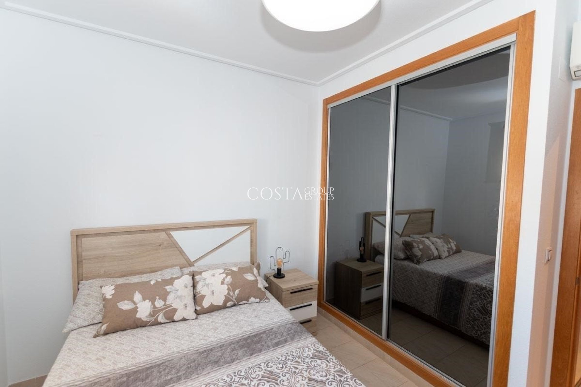Odsprzedaż - Apartments -
Orihuela Costa - Los Dolses