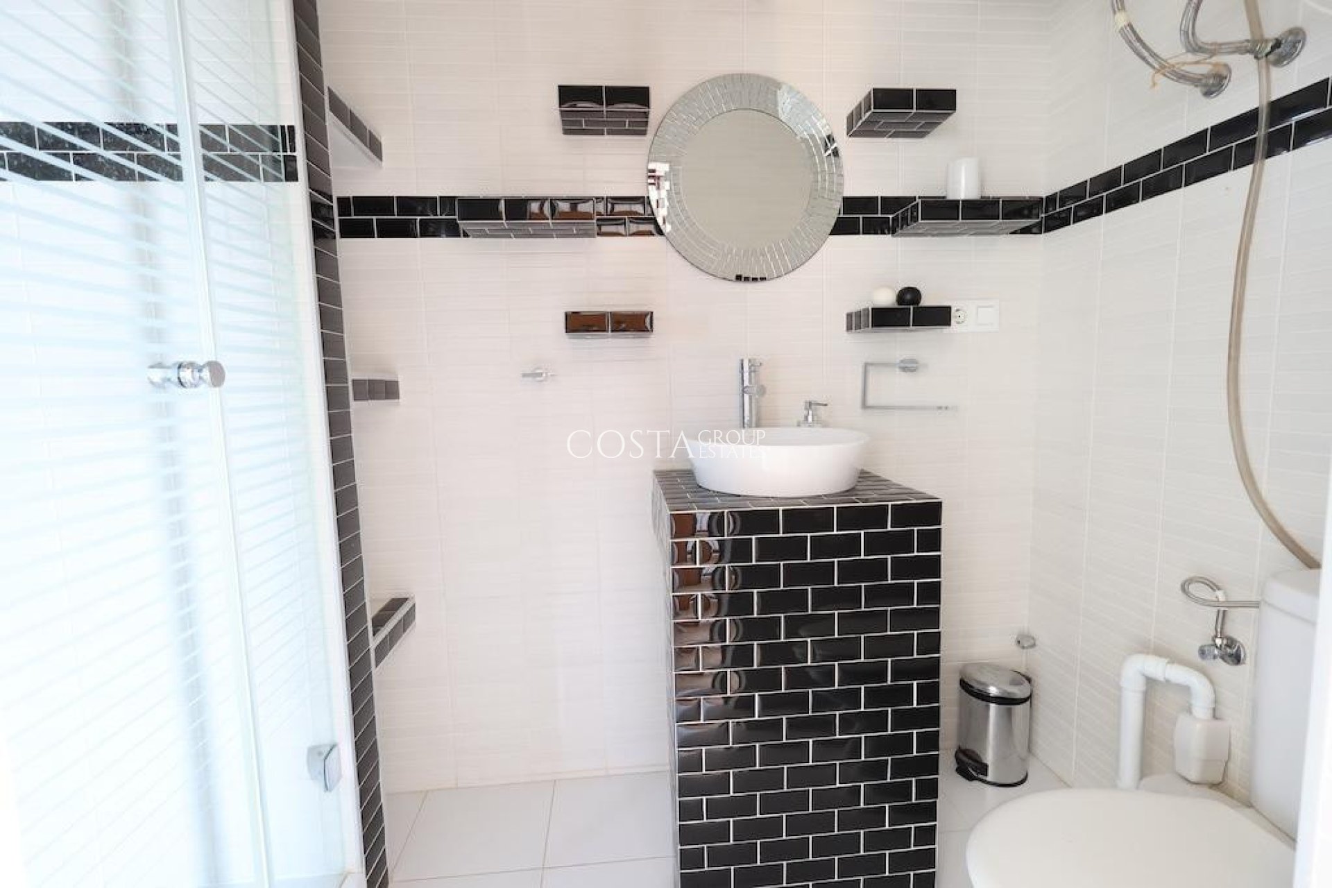 Odsprzedaż - Apartments -
Orihuela Costa - Mil Palmeras