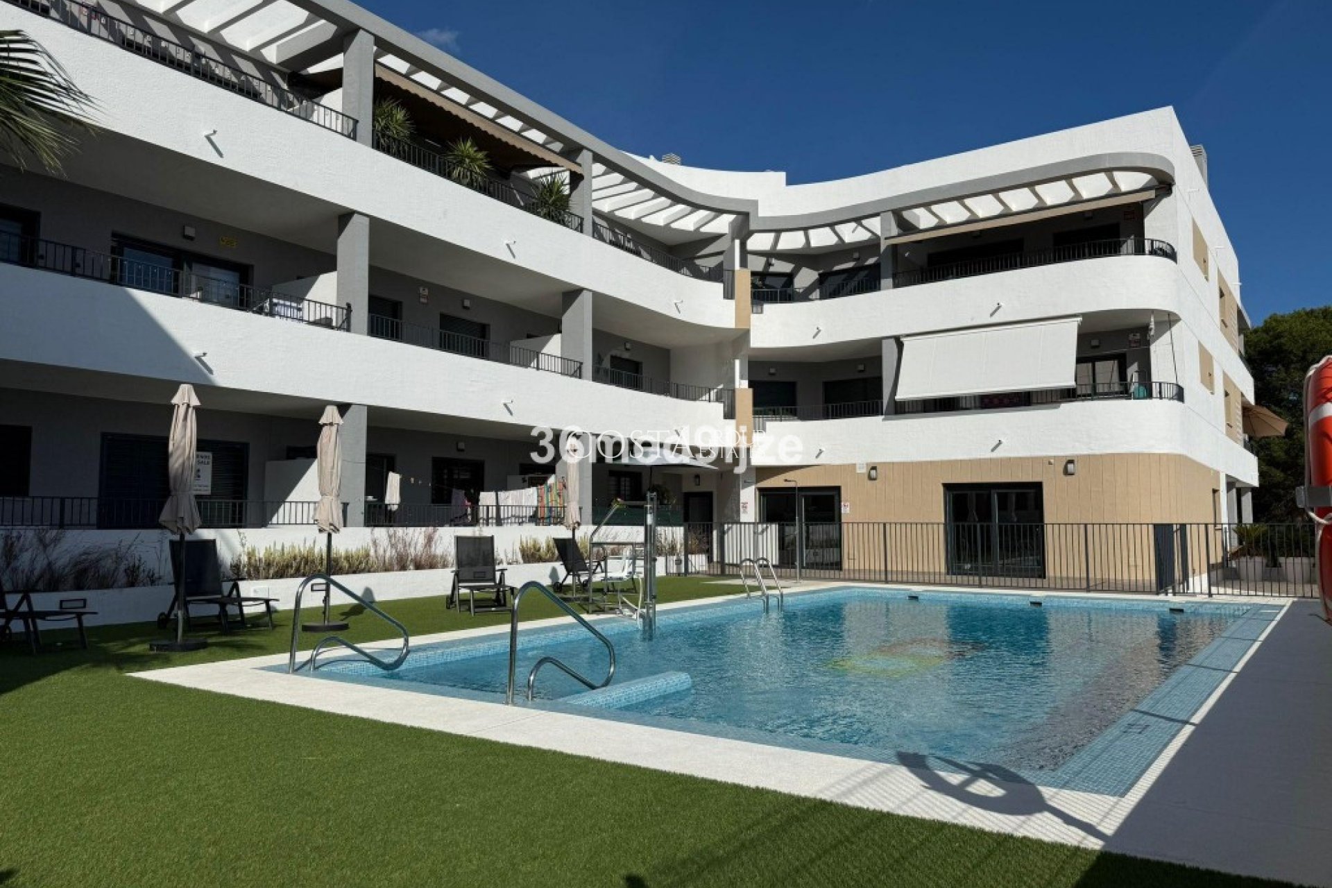 Odsprzedaż - Apartments -
Orihuela Costa - Mil Palmeras