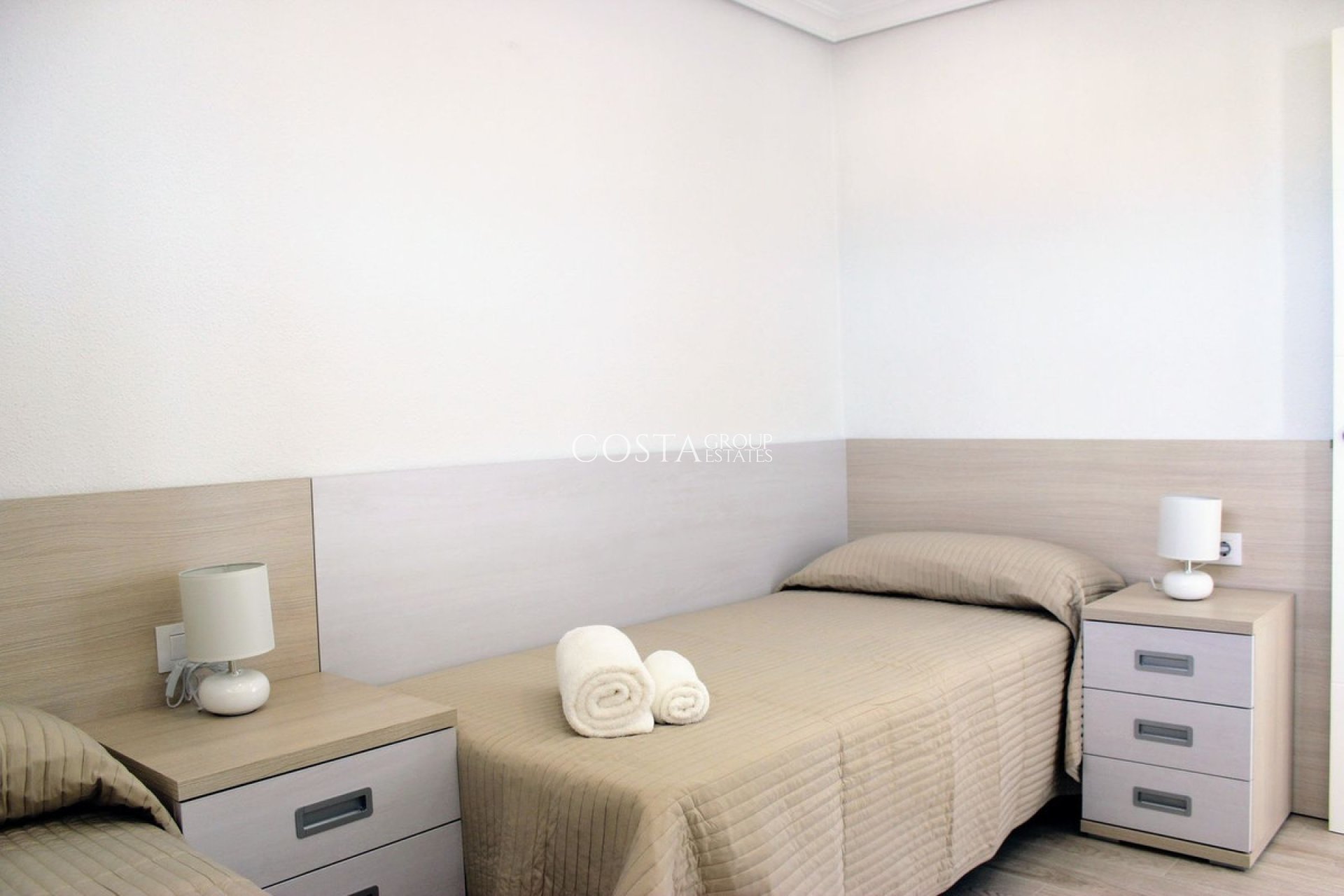 Odsprzedaż - Apartments -
Orihuela Costa - Mil Palmeras