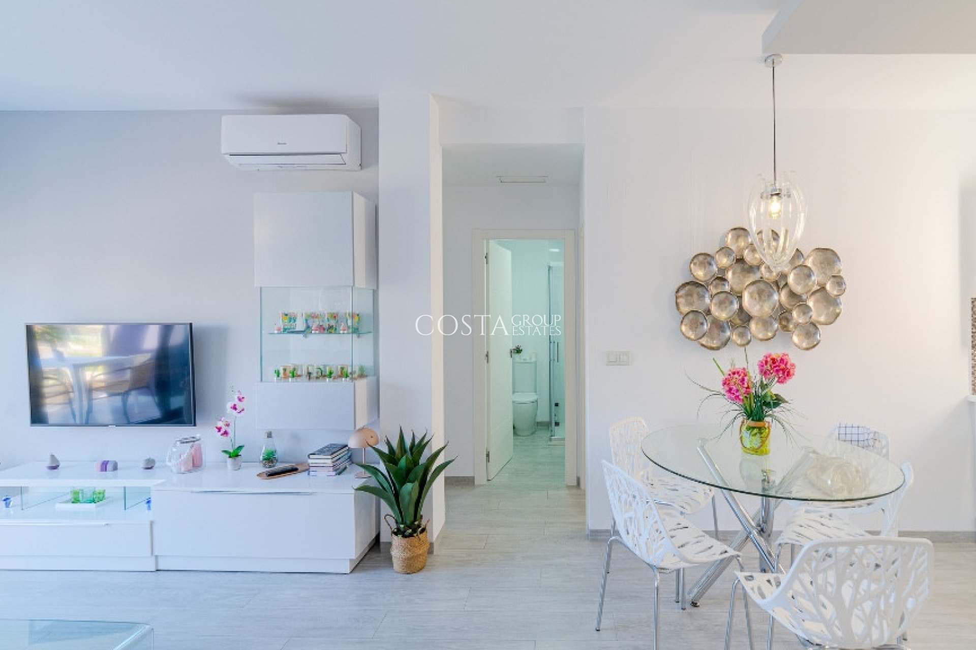 Odsprzedaż - Apartments -
Orihuela Costa - Mil Palmeras