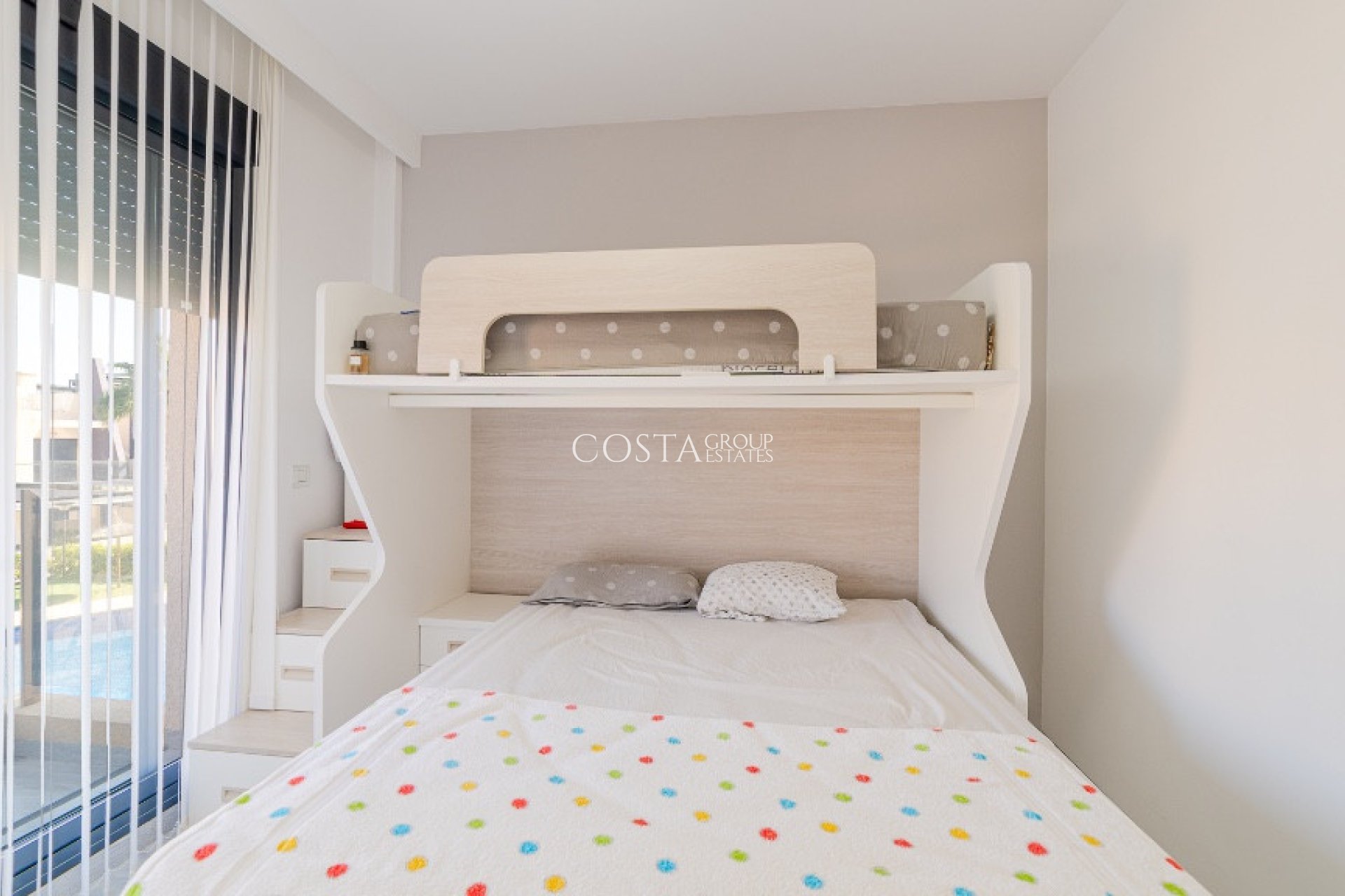 Odsprzedaż - Apartments -
Orihuela Costa - Mil Palmeras