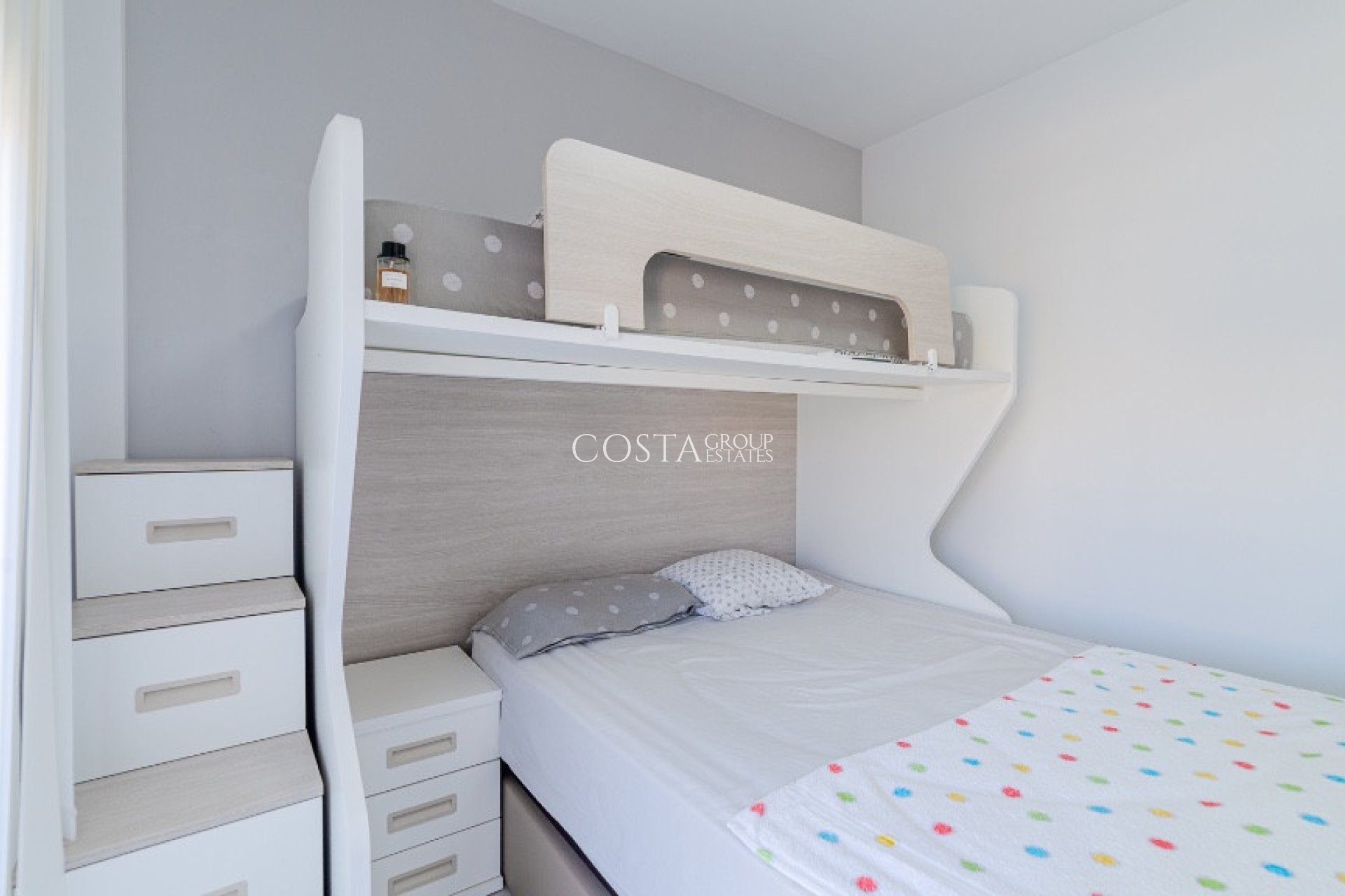 Odsprzedaż - Apartments -
Orihuela Costa - Mil Palmeras