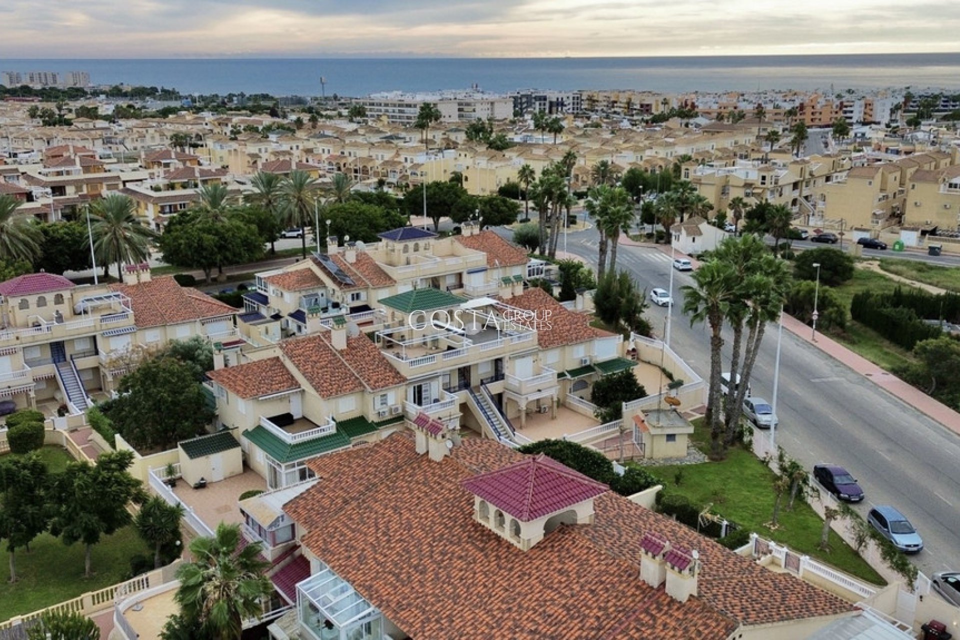 Odsprzedaż - Apartments -
Orihuela Costa - Playa Flamenca