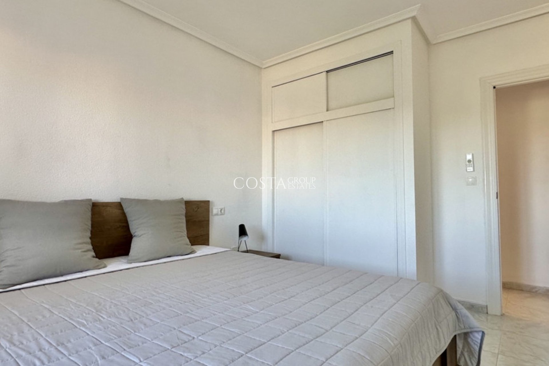 Odsprzedaż - Apartments -
Orihuela Costa - Playa Flamenca