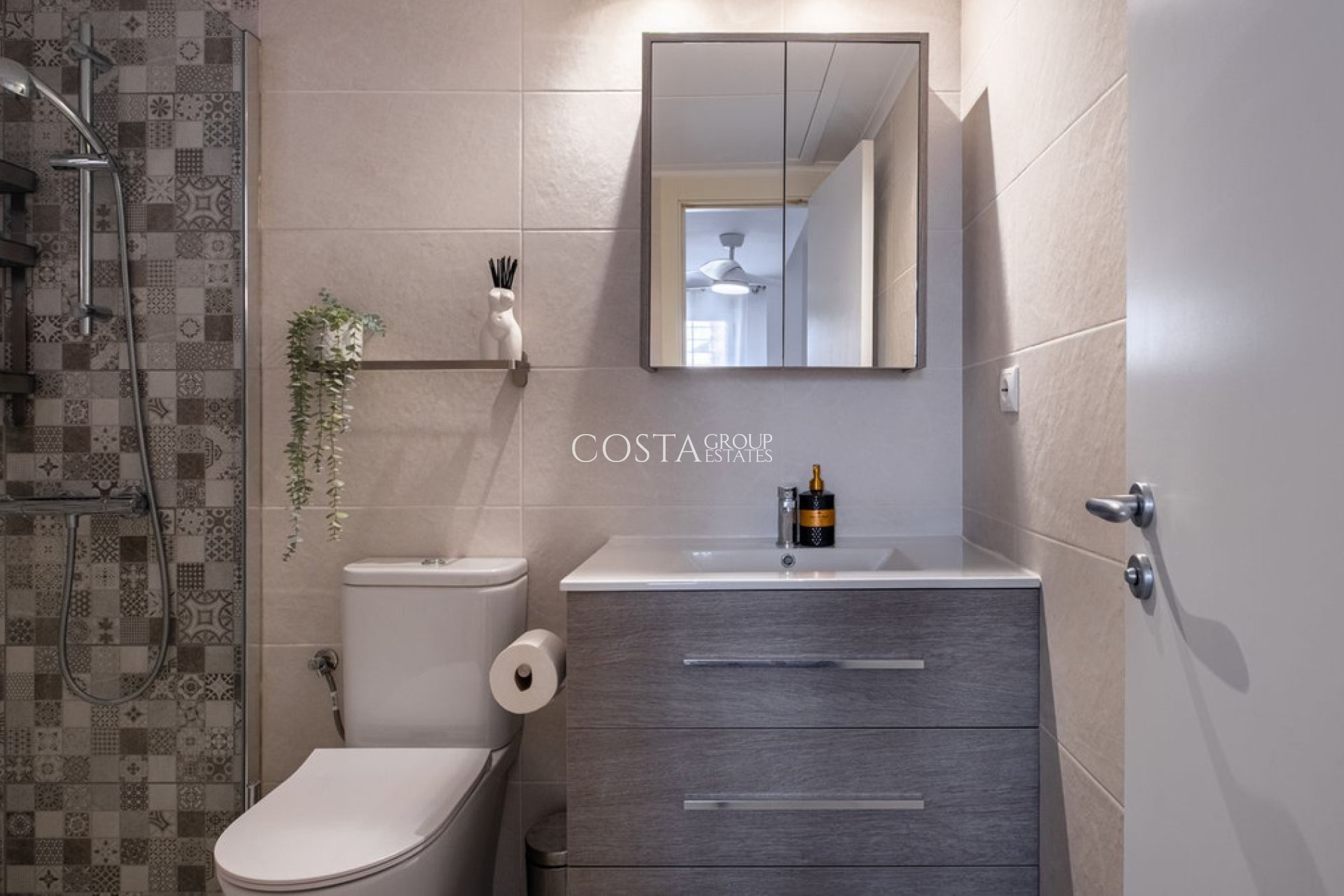 Odsprzedaż - Apartments -
Orihuela Costa - Playa Flamenca