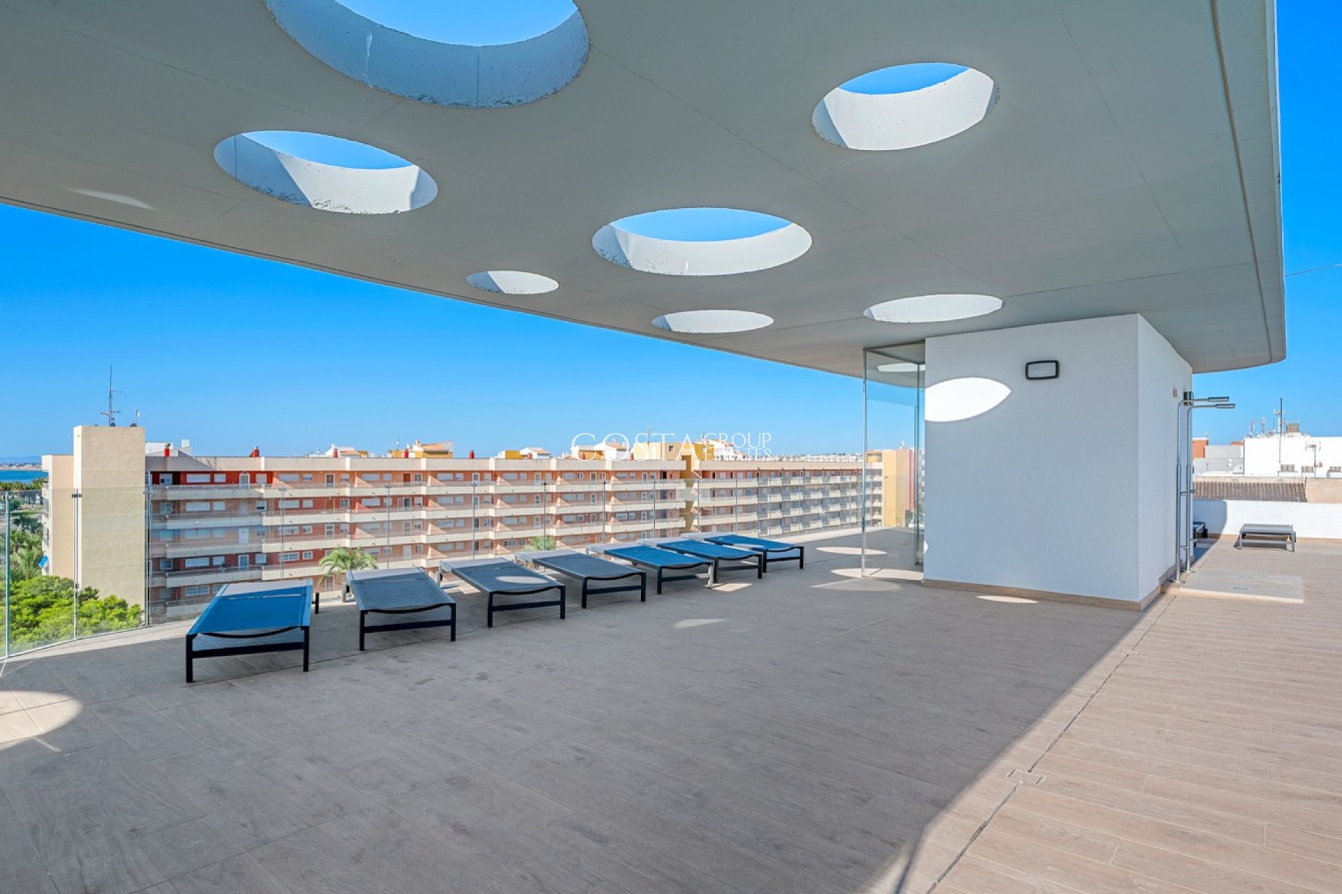 Odsprzedaż - Apartments -
Orihuela Costa - Punta Prima