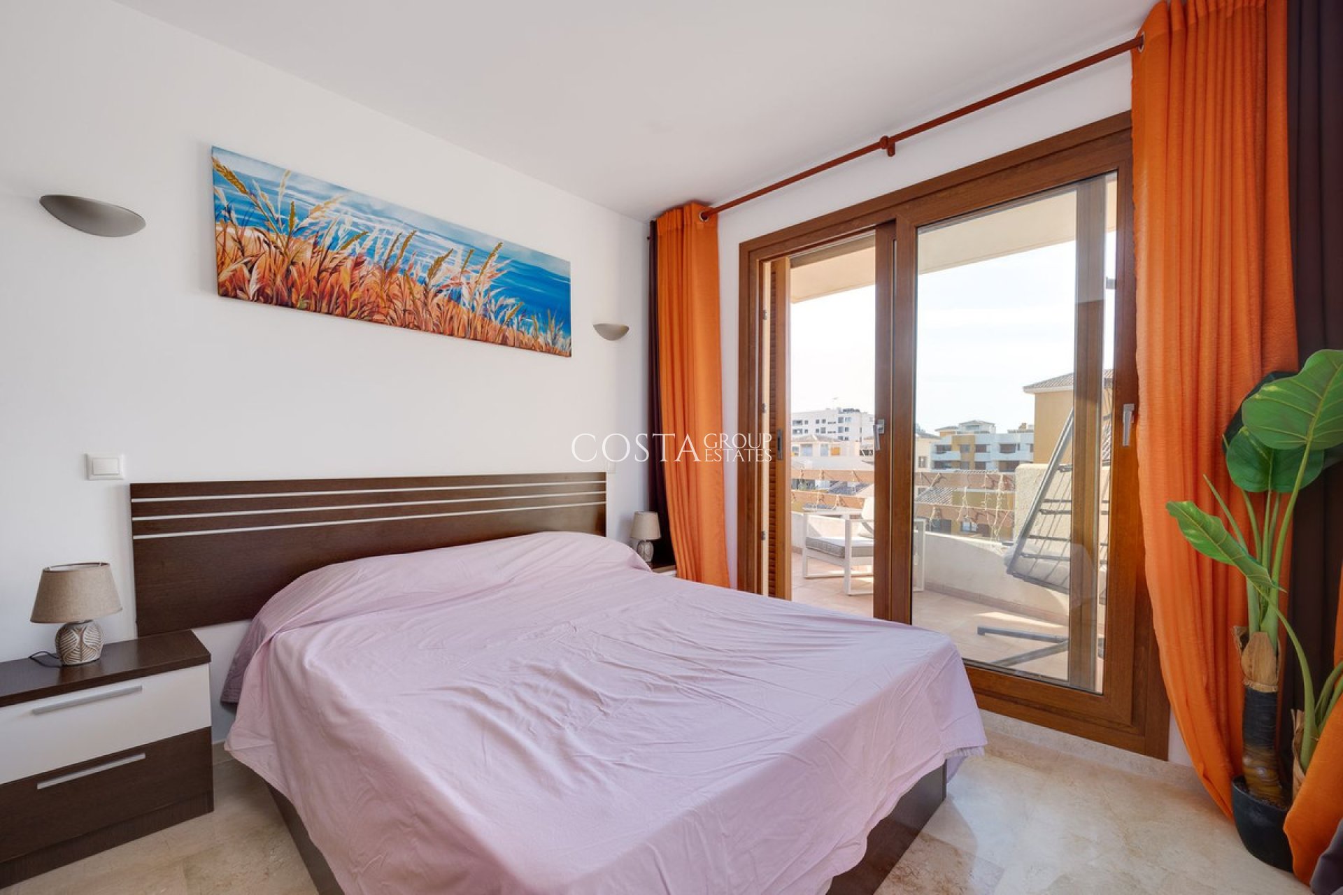 Odsprzedaż - Apartments -
Orihuela Costa - Punta Prima