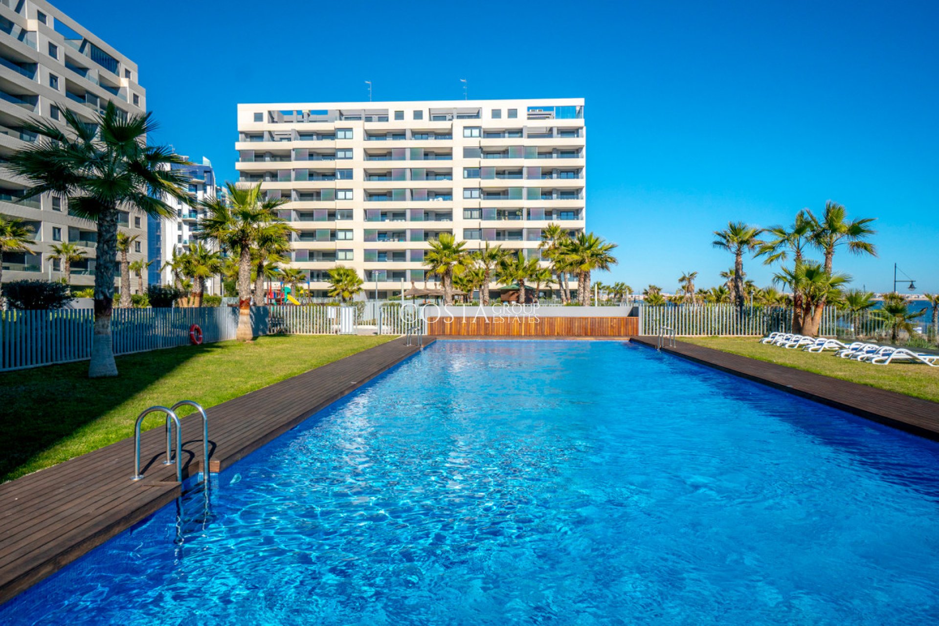 Odsprzedaż - Apartments -
Orihuela Costa - Punta Prima