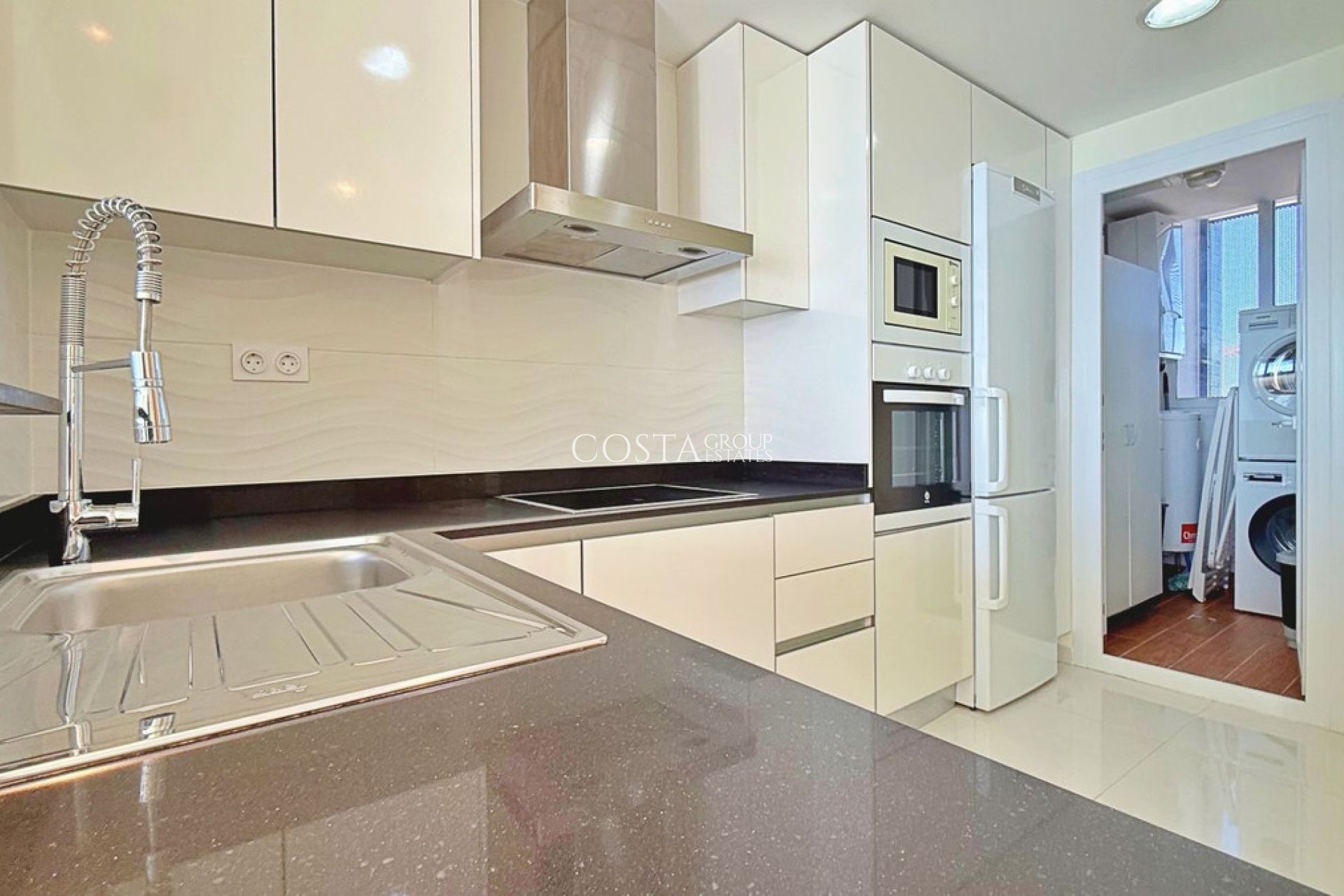 Odsprzedaż - Apartments -
Orihuela Costa - Punta Prima