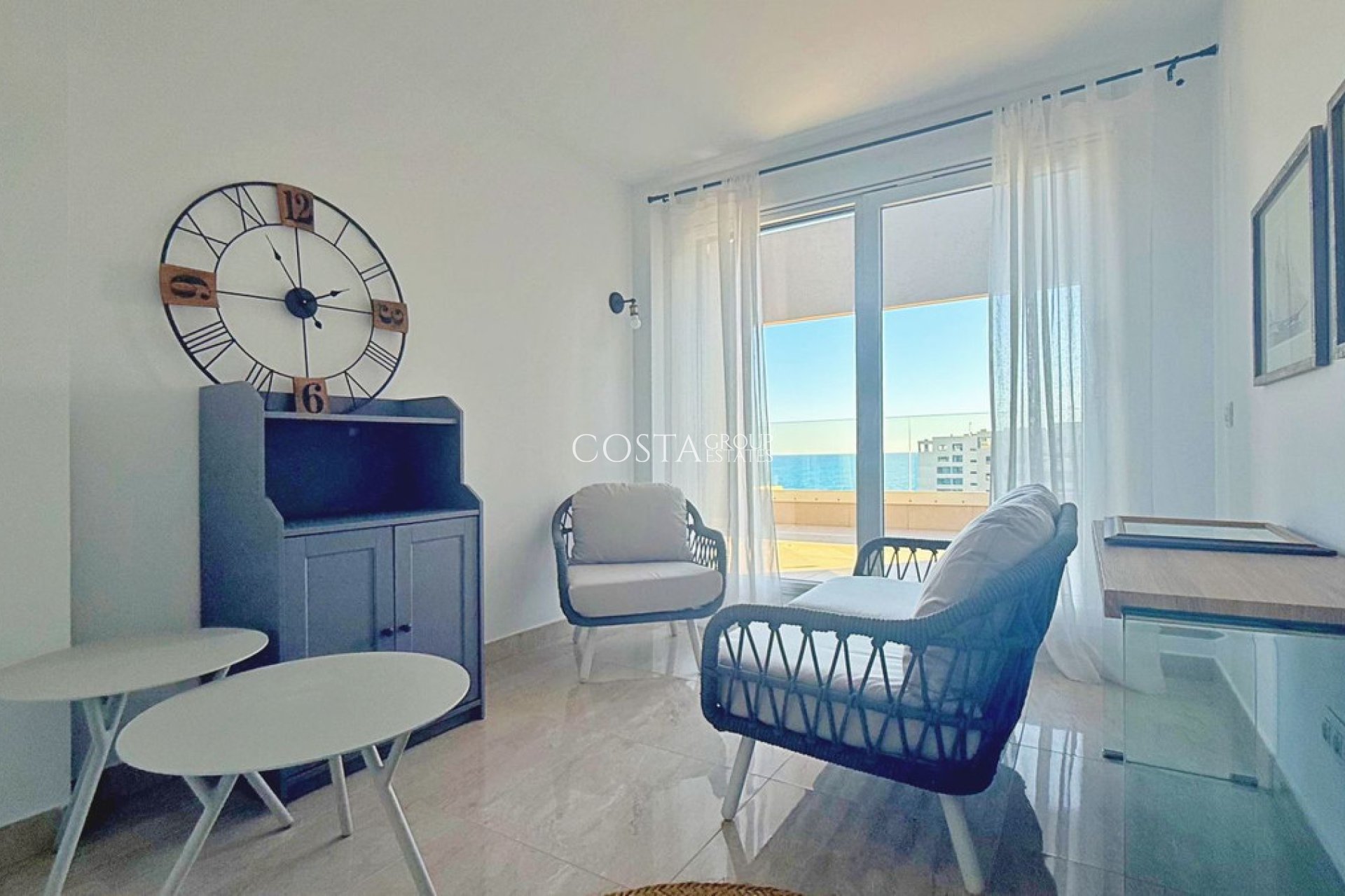 Odsprzedaż - Apartments -
Orihuela Costa - Punta Prima
