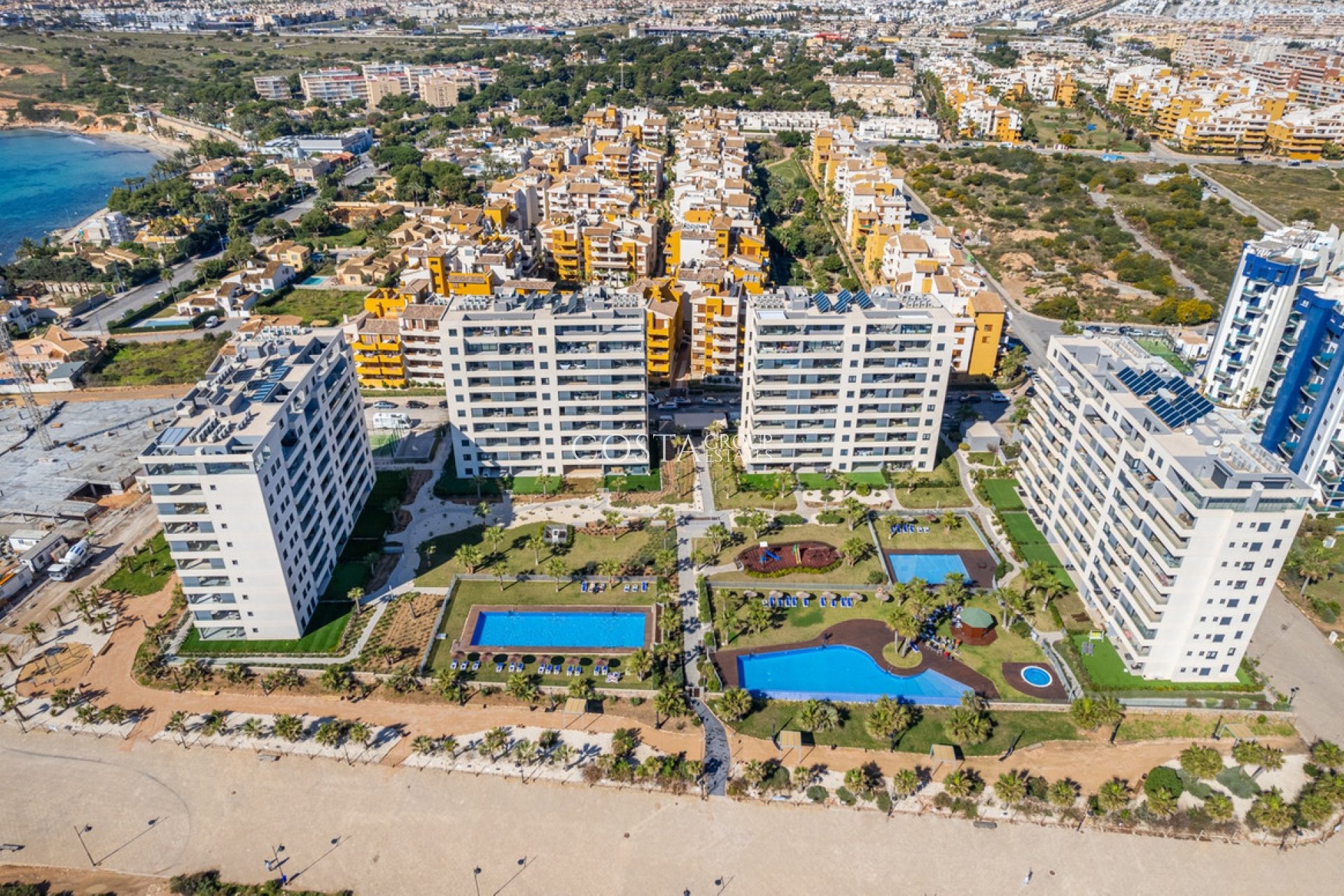 Odsprzedaż - Apartments -
Orihuela Costa - Punta Prima