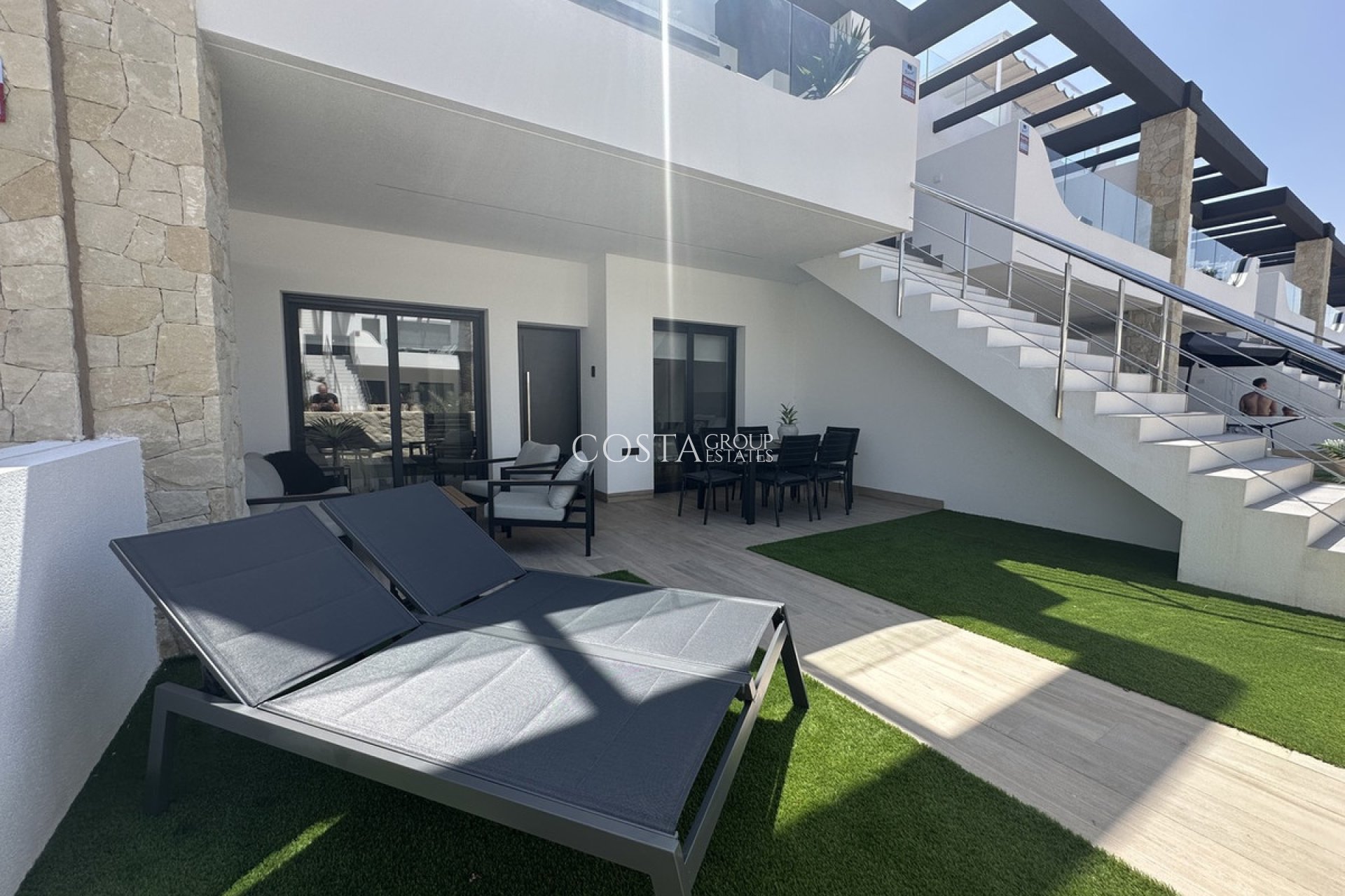 Odsprzedaż - Apartments -
Orihuela Costa - Punta Prima