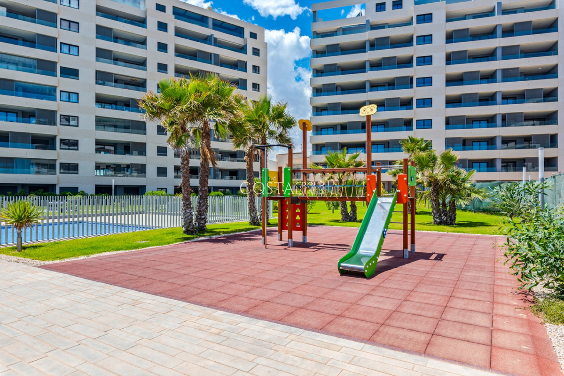 Odsprzedaż - Apartments -
Orihuela Costa - Punta Prima