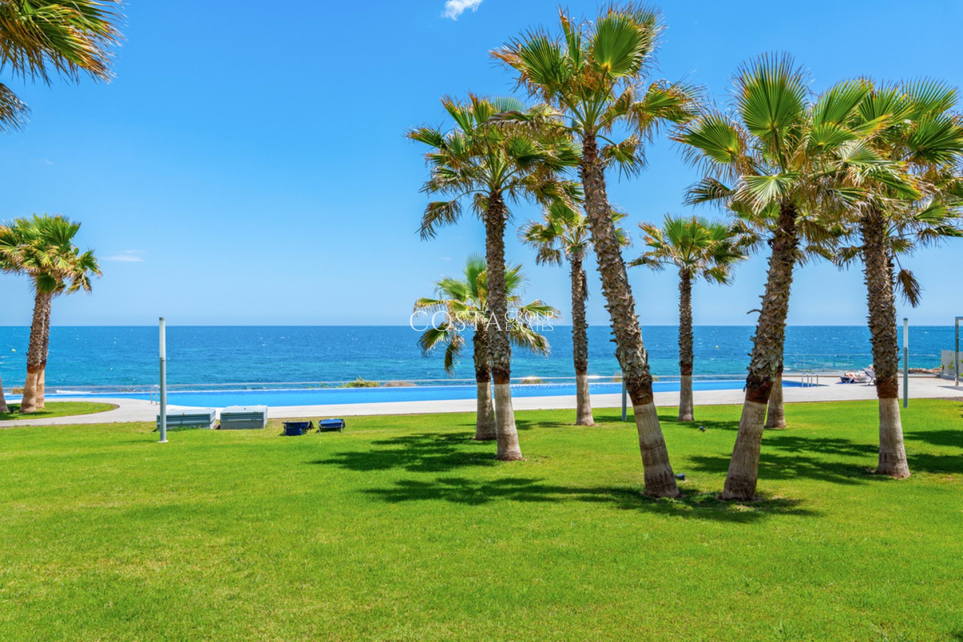 Odsprzedaż - Apartments -
Orihuela Costa - Punta Prima