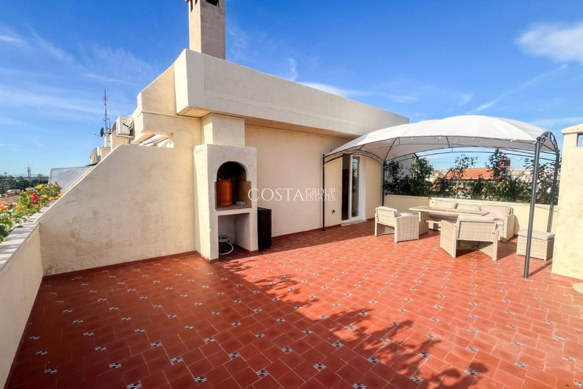 Odsprzedaż - Apartments -
Orihuela Costa - Punta Prima