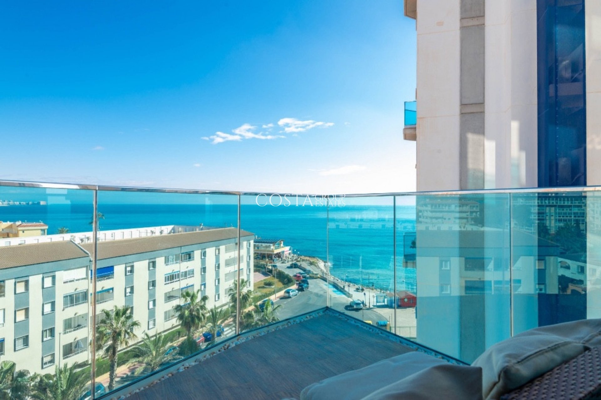 Odsprzedaż - Apartments -
Orihuela Costa - Punta Prima