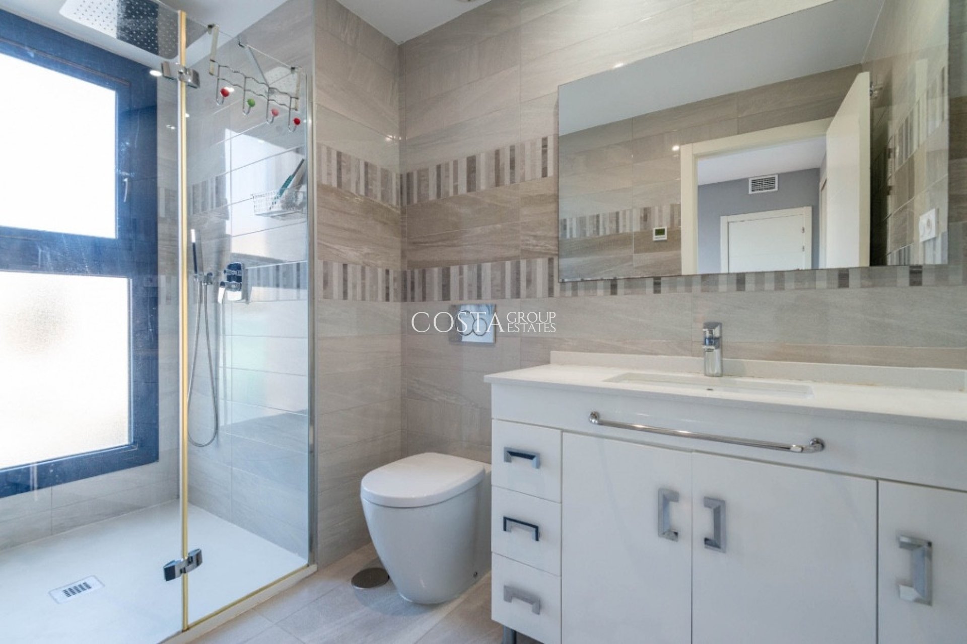 Odsprzedaż - Apartments -
Orihuela Costa - Punta Prima